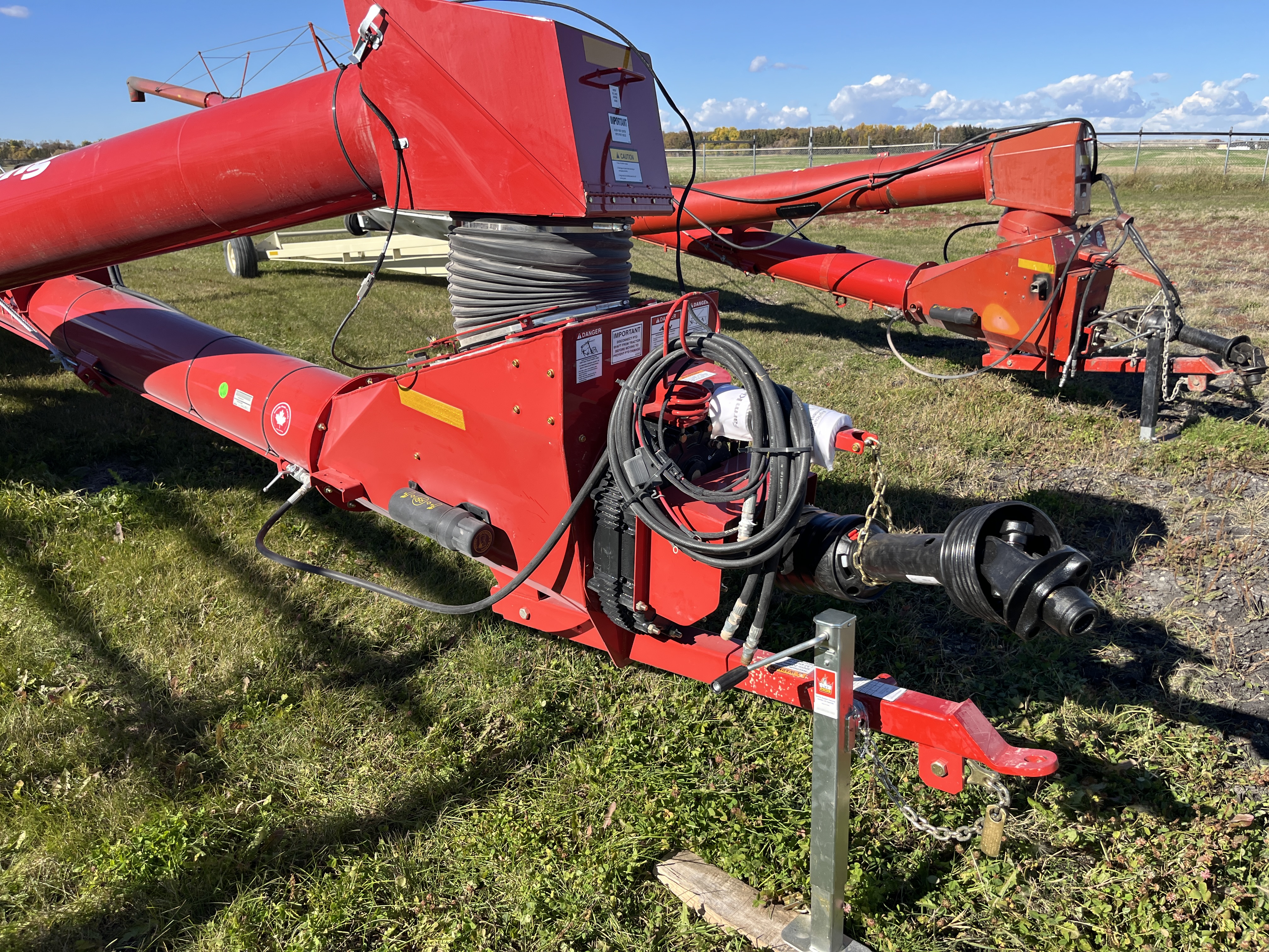 2026 Farm King Y1385TMMR1 Grain Auger