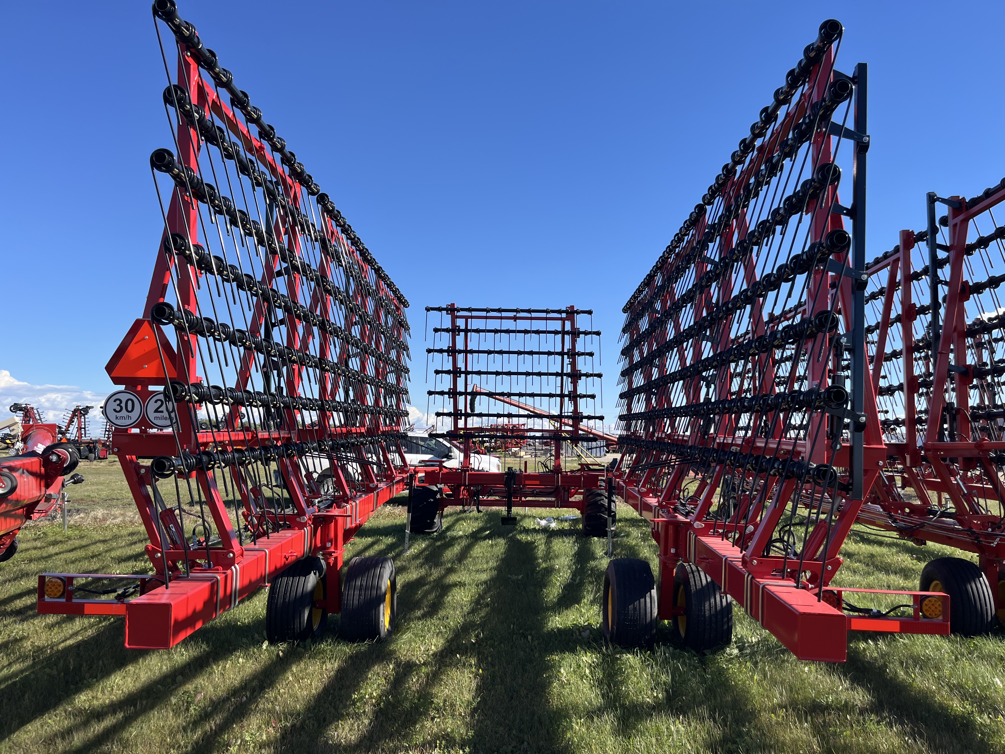 2025 Bourgault XR771-70 Tillage