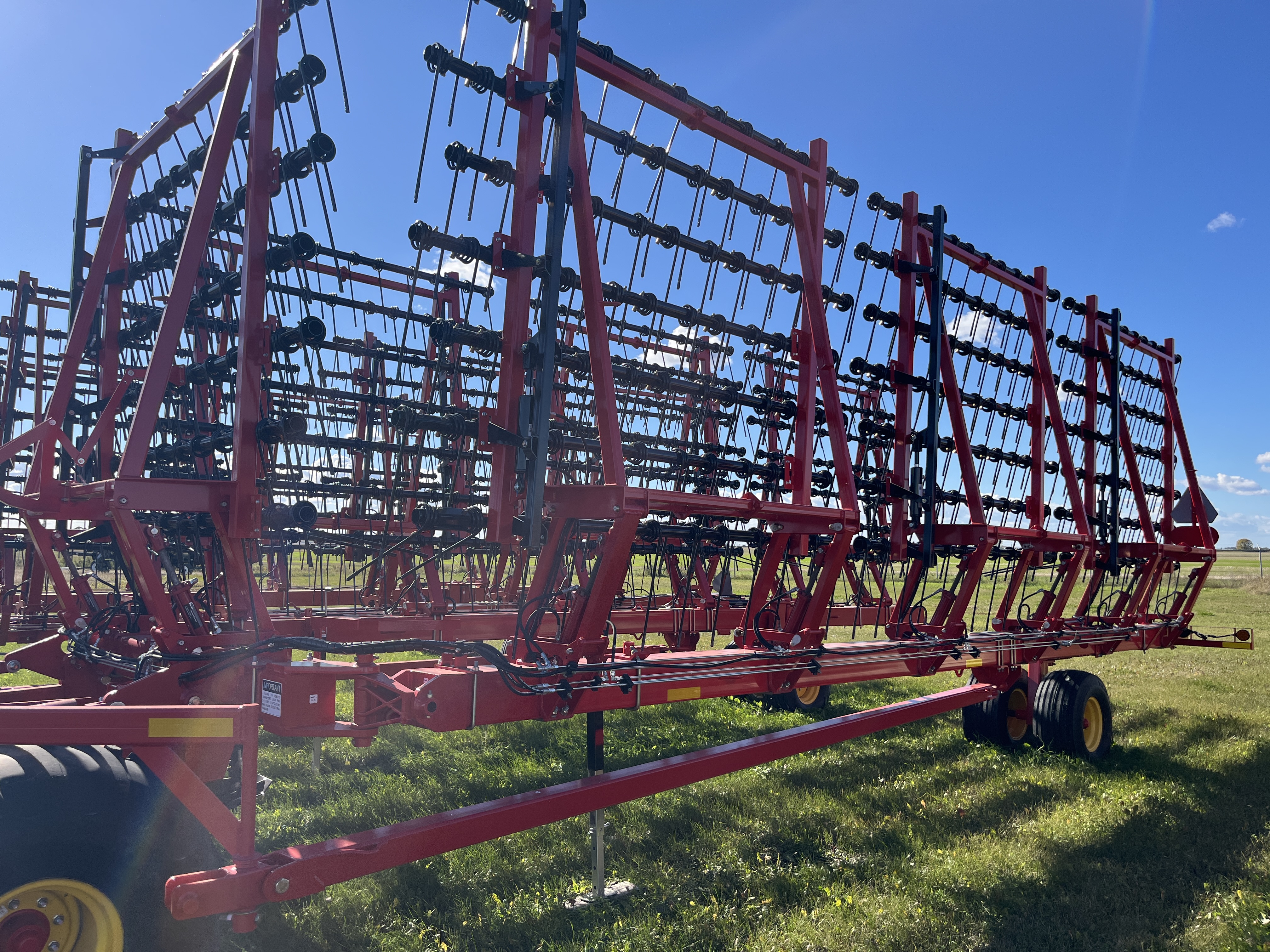 2025 Bourgault XR771-70 Tillage