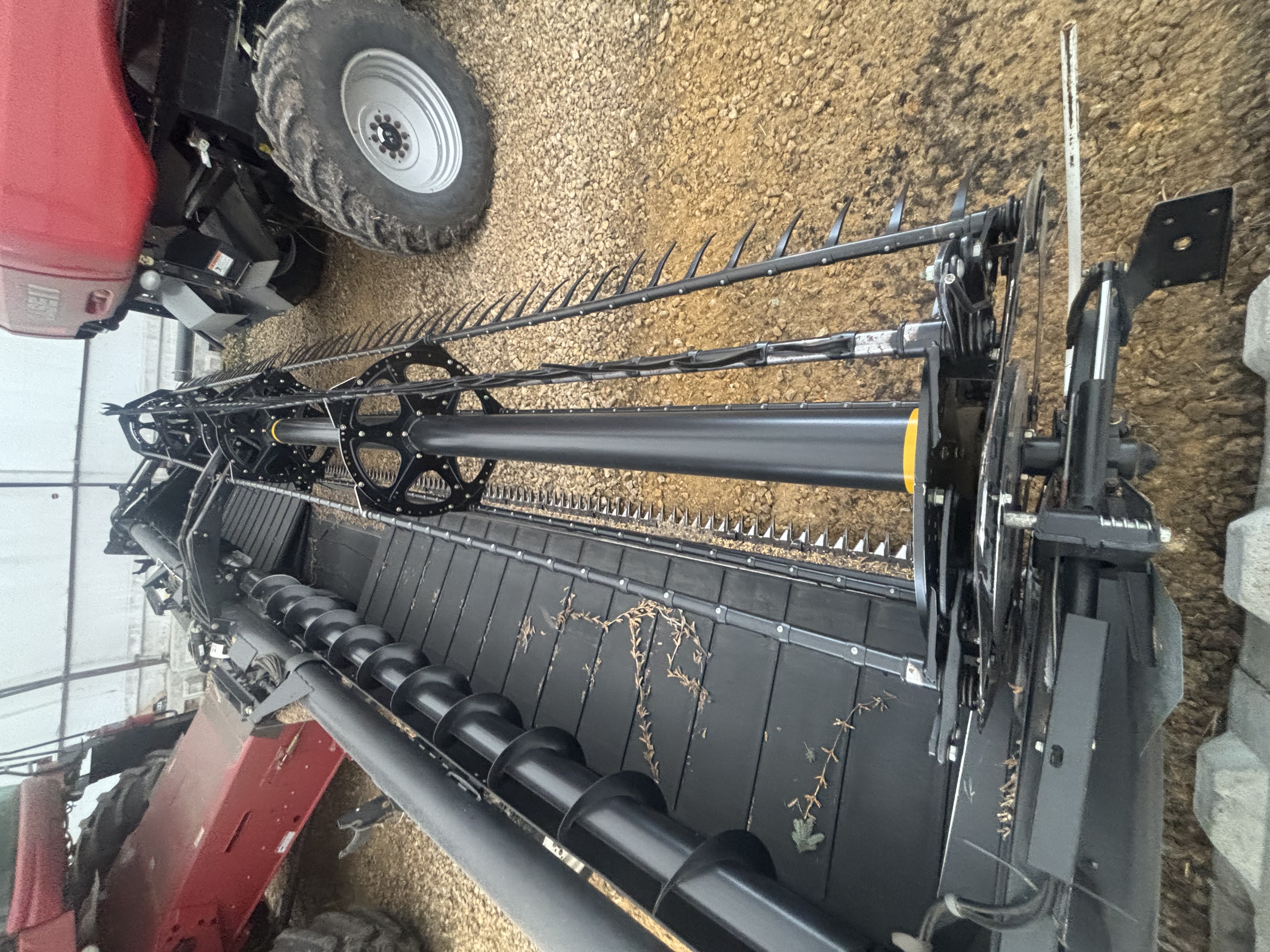 2015 MacDon FD75-35 Header Combine