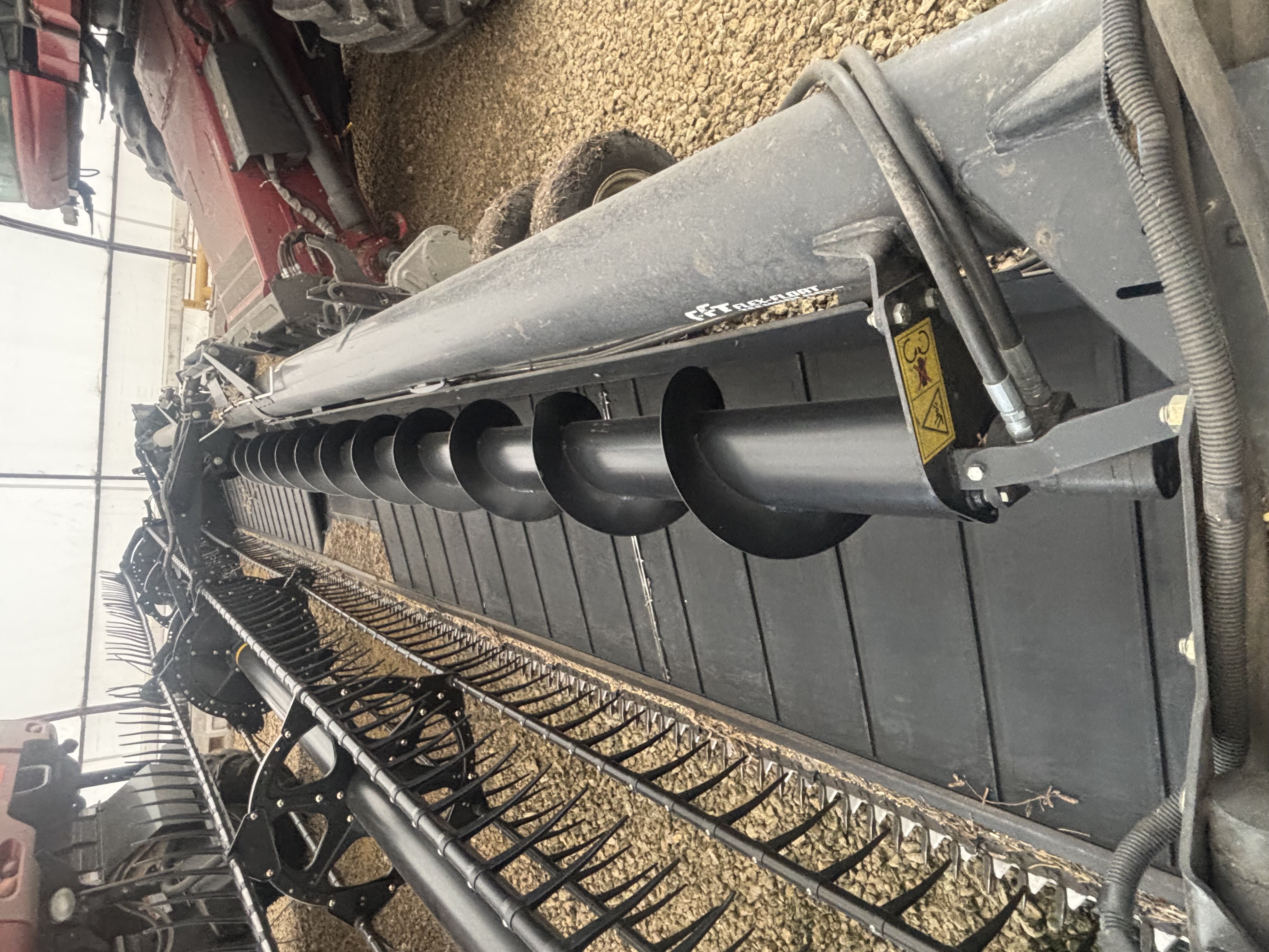 2015 MacDon FD75-35 Header Combine