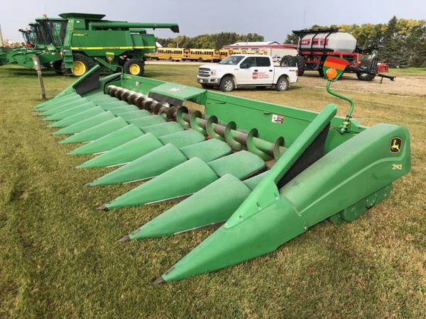 2006 John Deere 1293 Header Combine