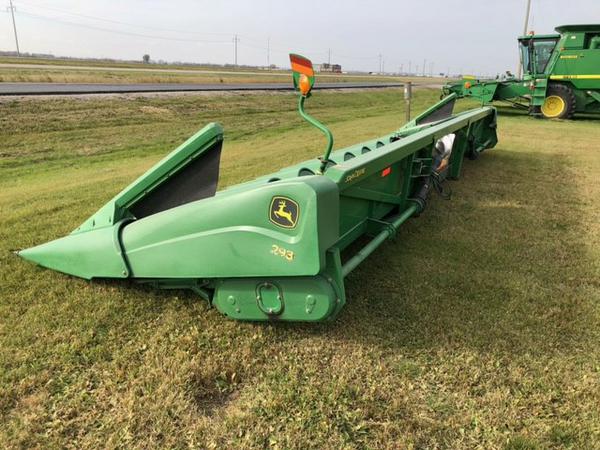 2006 John Deere 1293 Header Combine