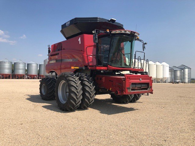 2018 Case 8240 Combine