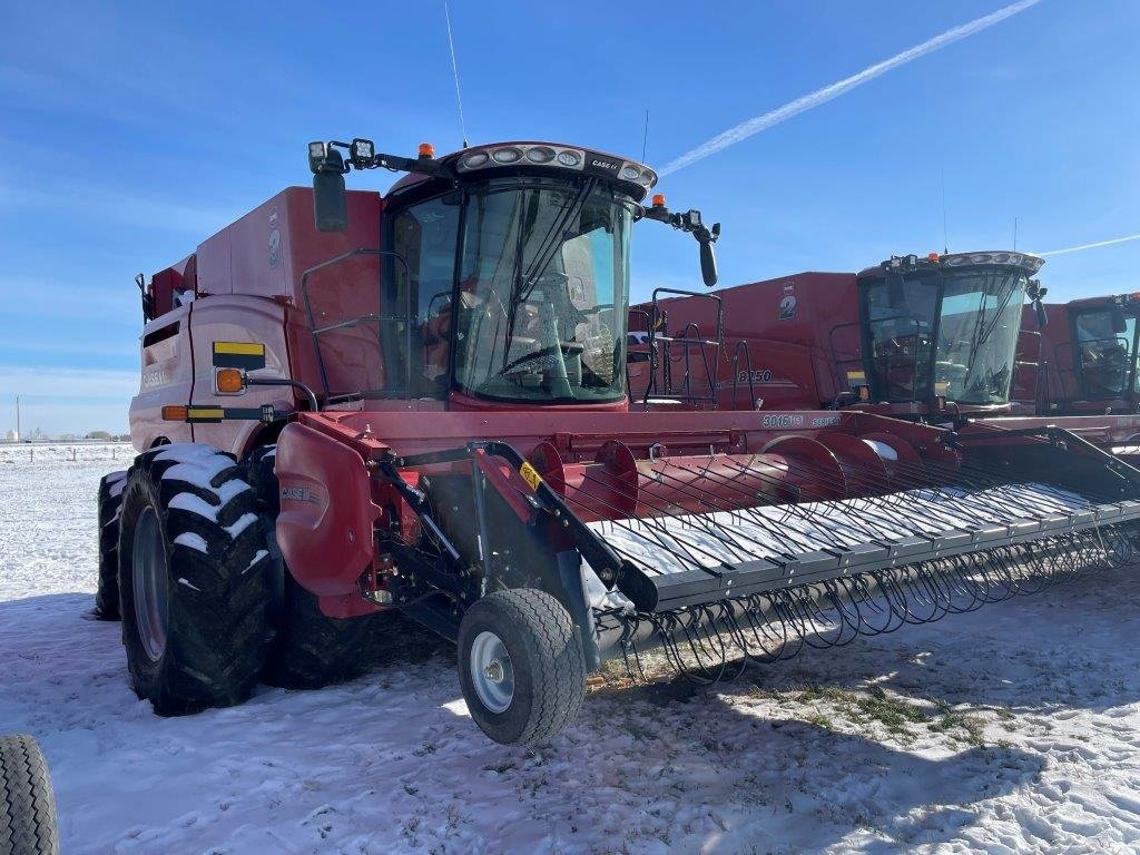 2023 Case 8250 Combine