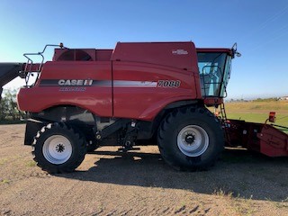 2009 Case 7088 Combine