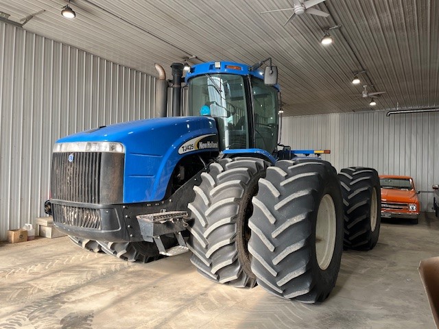 2003 New Holland TJ425 Tractor 4WD