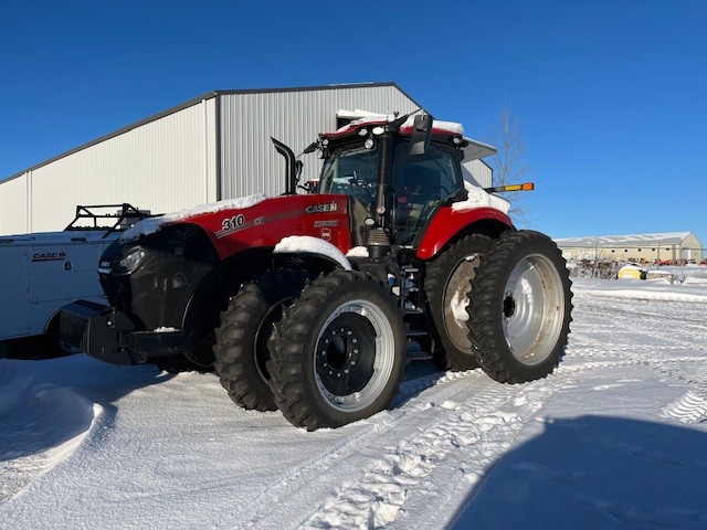 2024 Case MAG310 Tractor