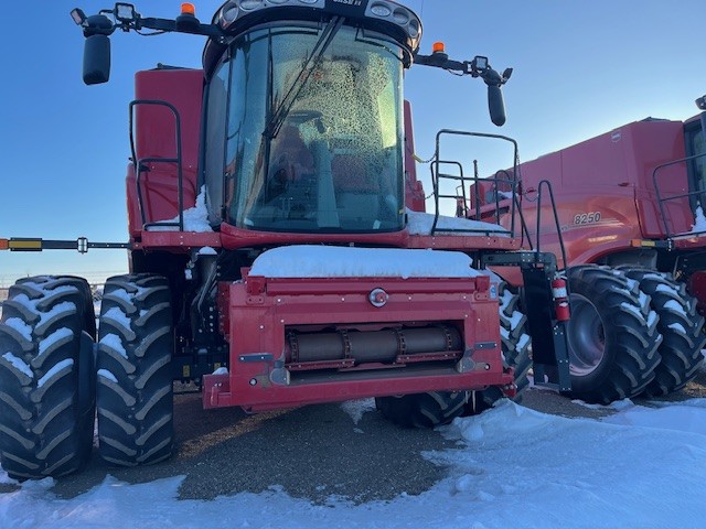 2024 Case 8250 Combine