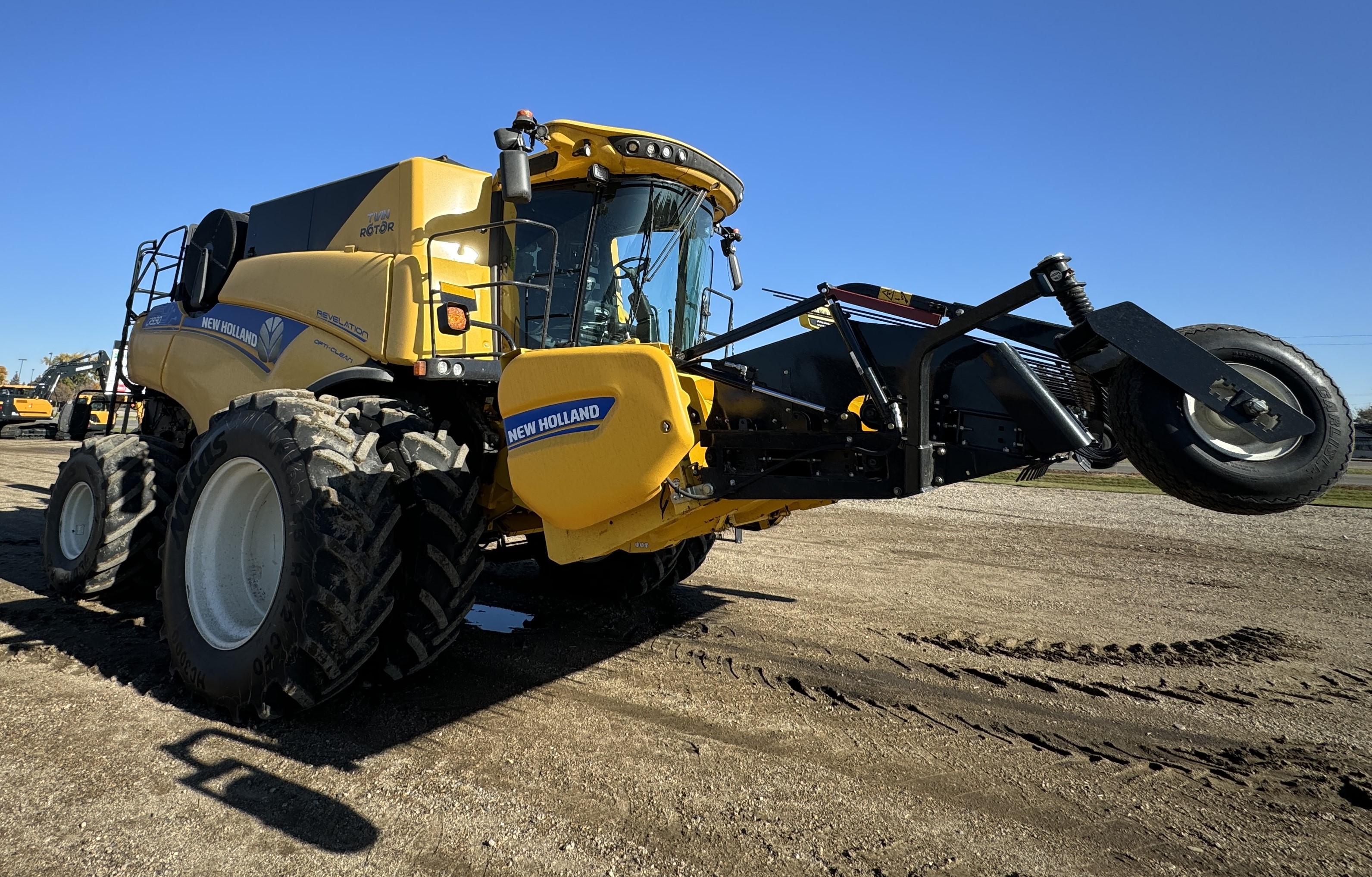 2022 New Holland CR9.90Z Combine