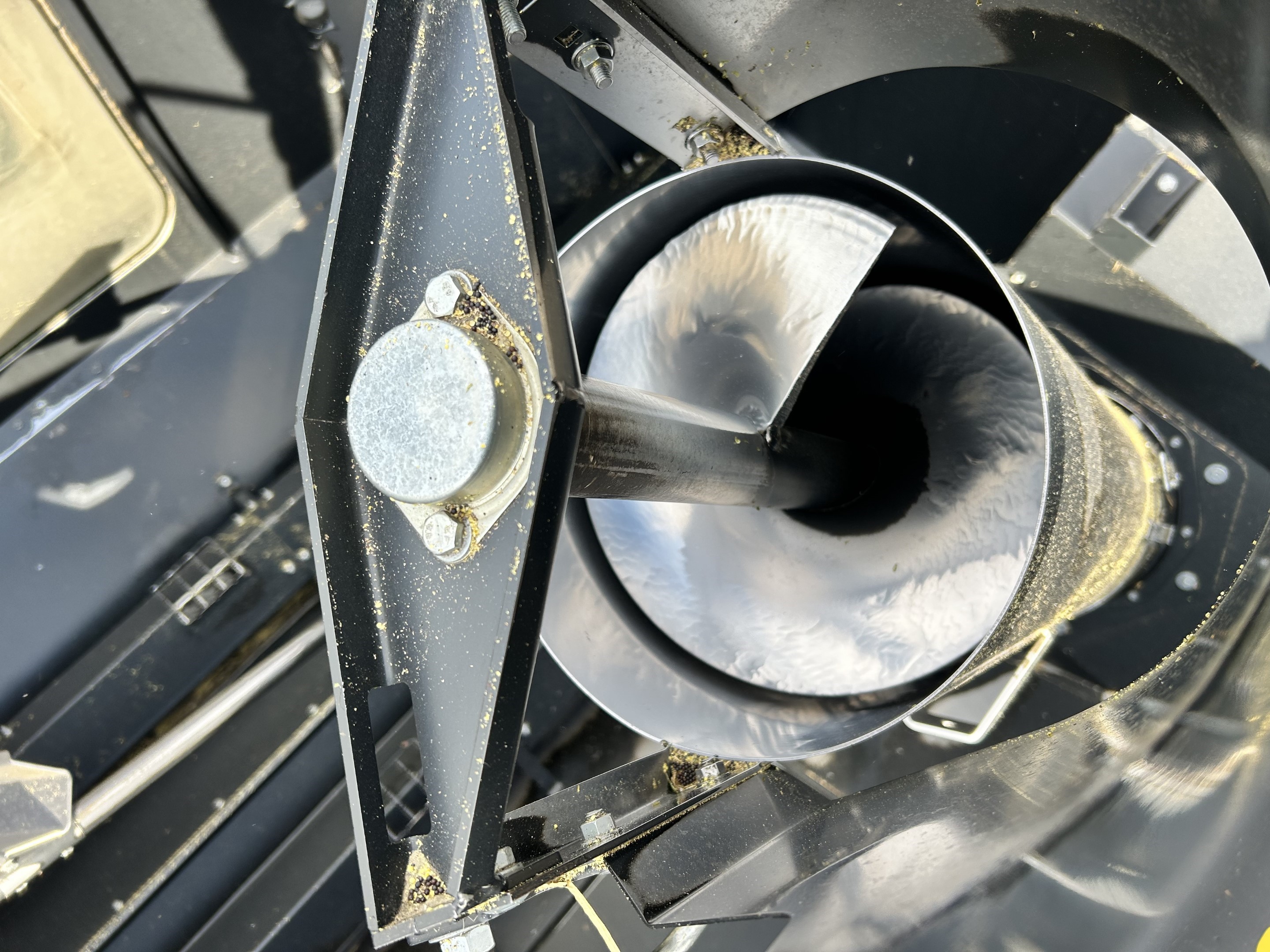 2019 New Holland CX8.90 Combine