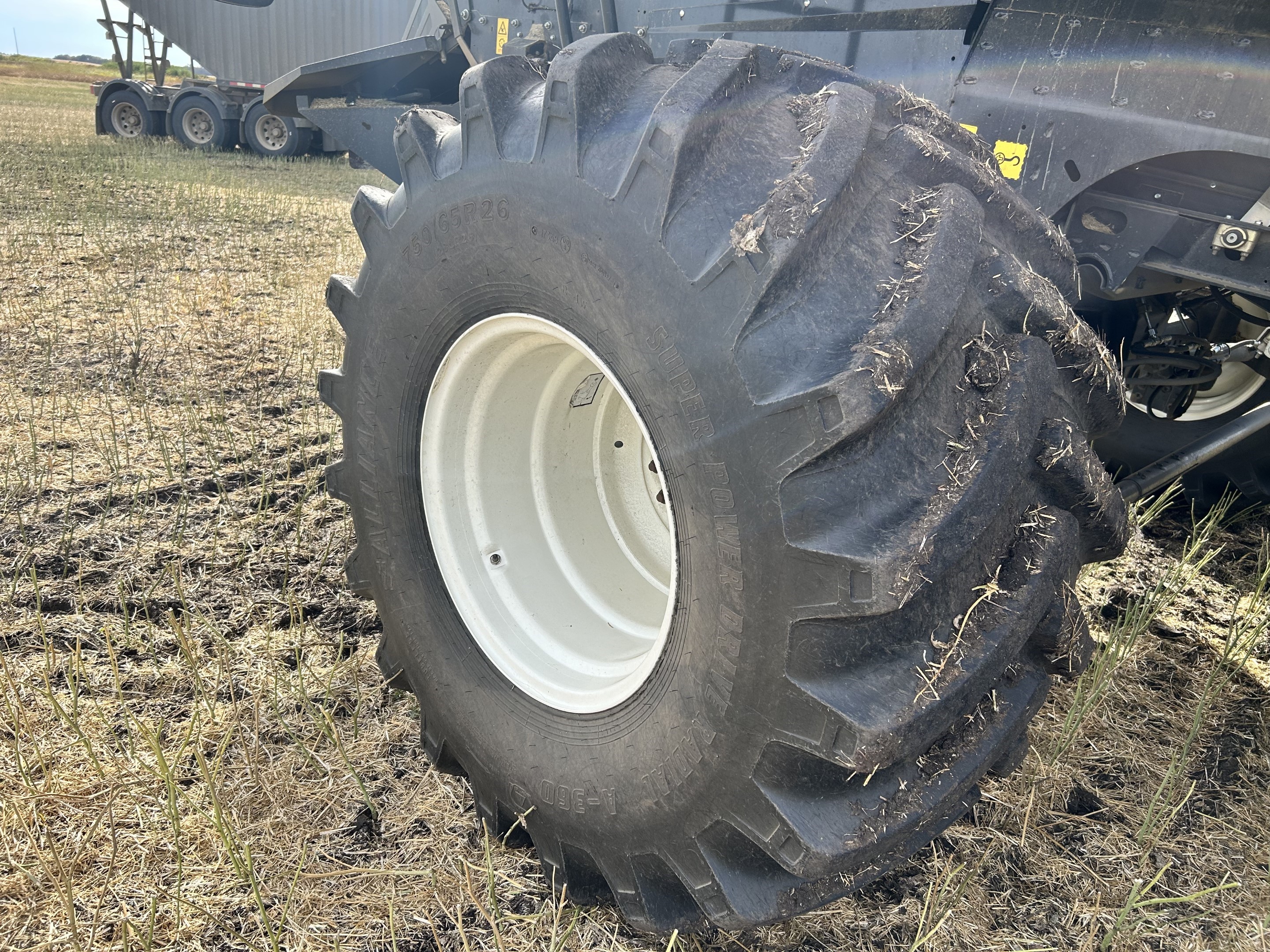 2019 New Holland CX8.90 Combine