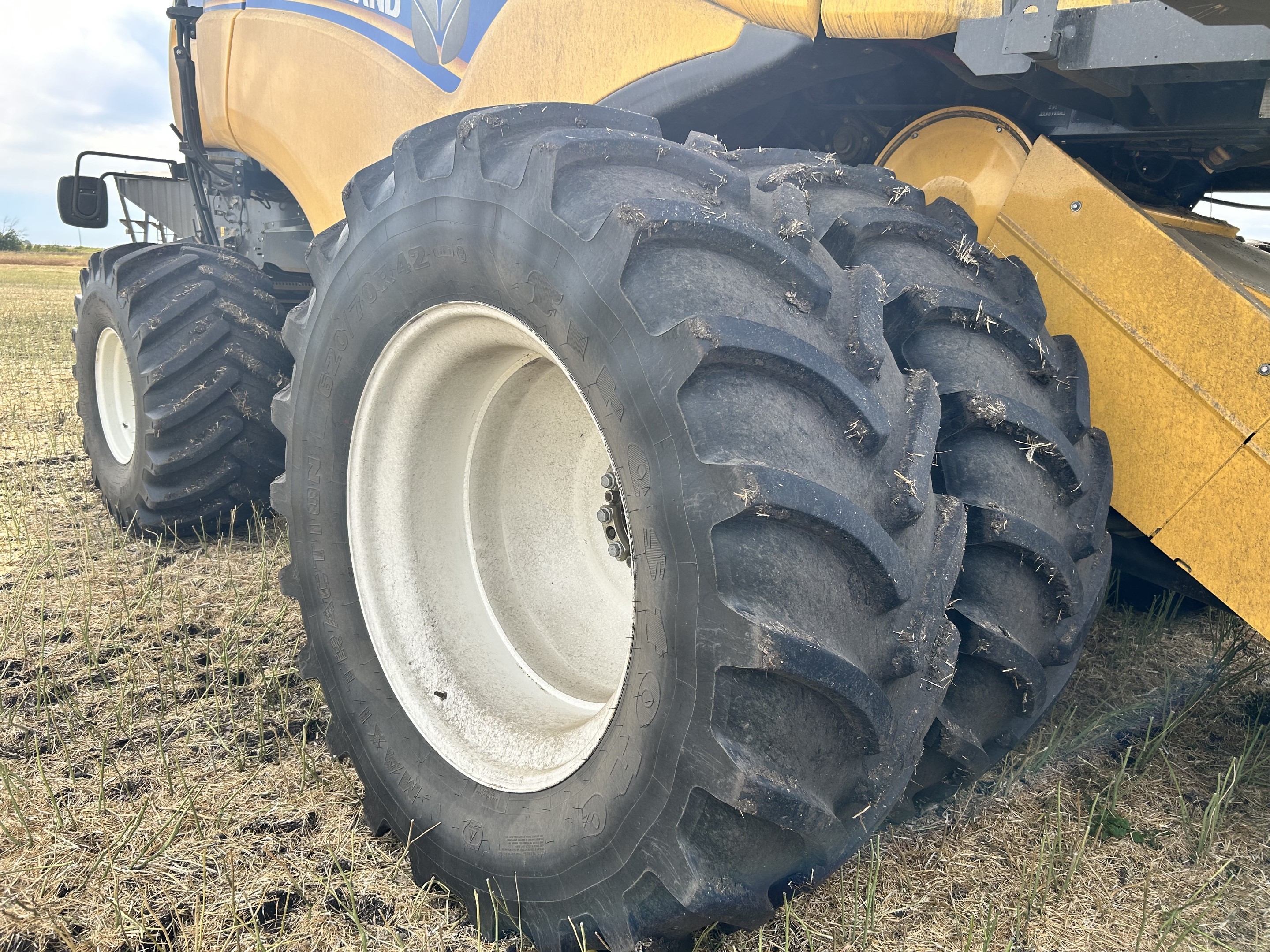 2019 New Holland CX8.90 Combine