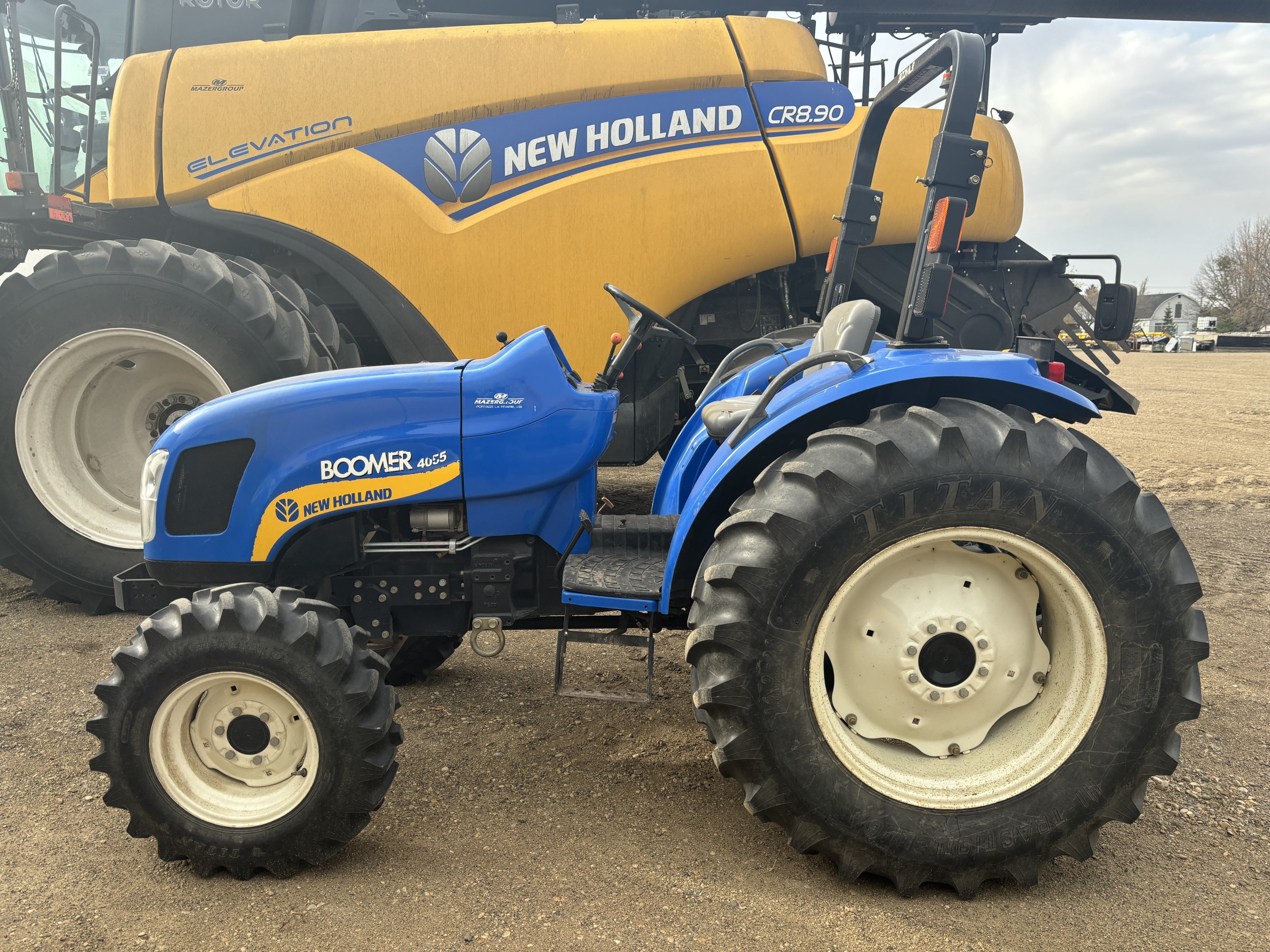 2010 New Holland BOOMER 4055 Tractor