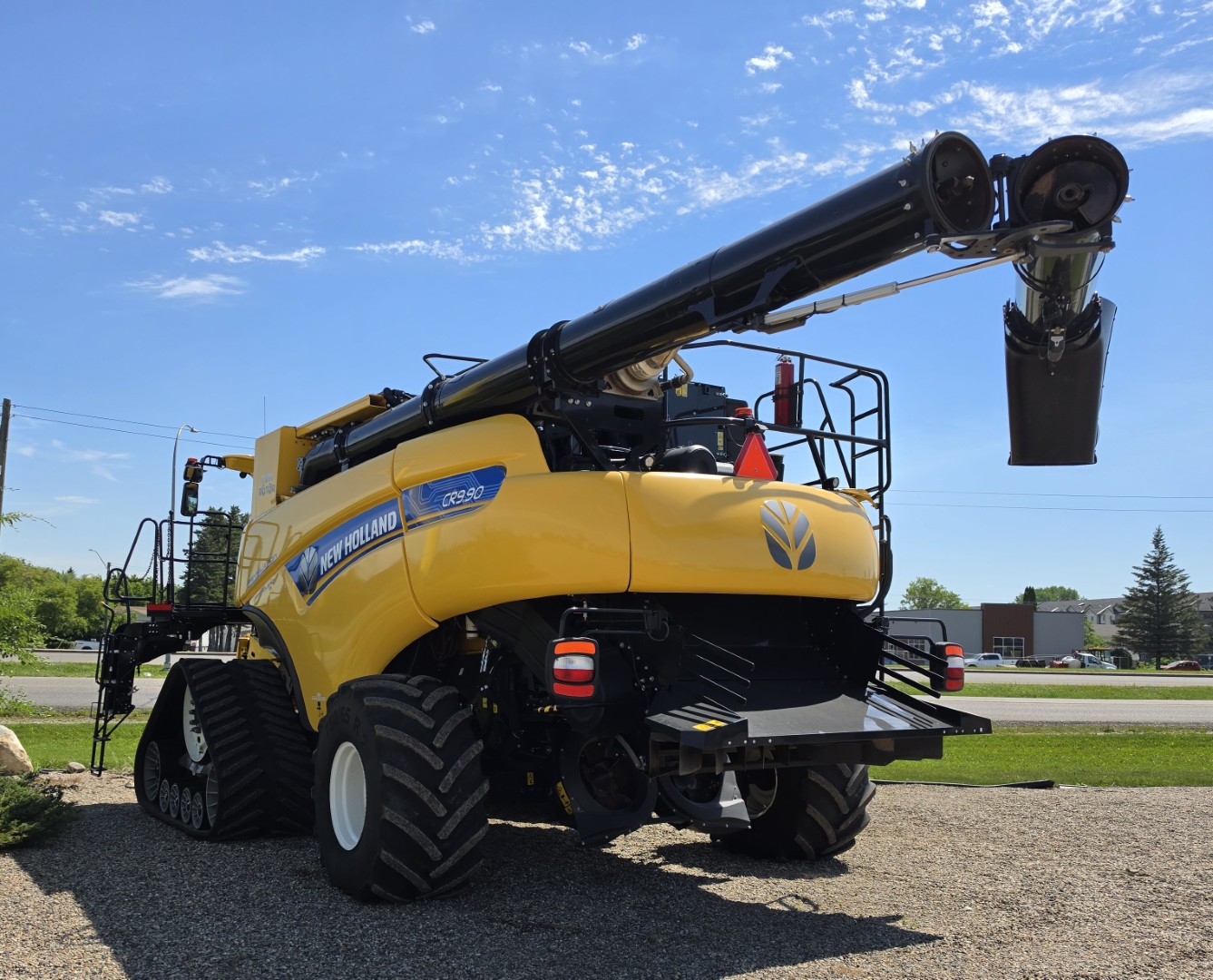 2023 New Holland CR9.90Z Combine