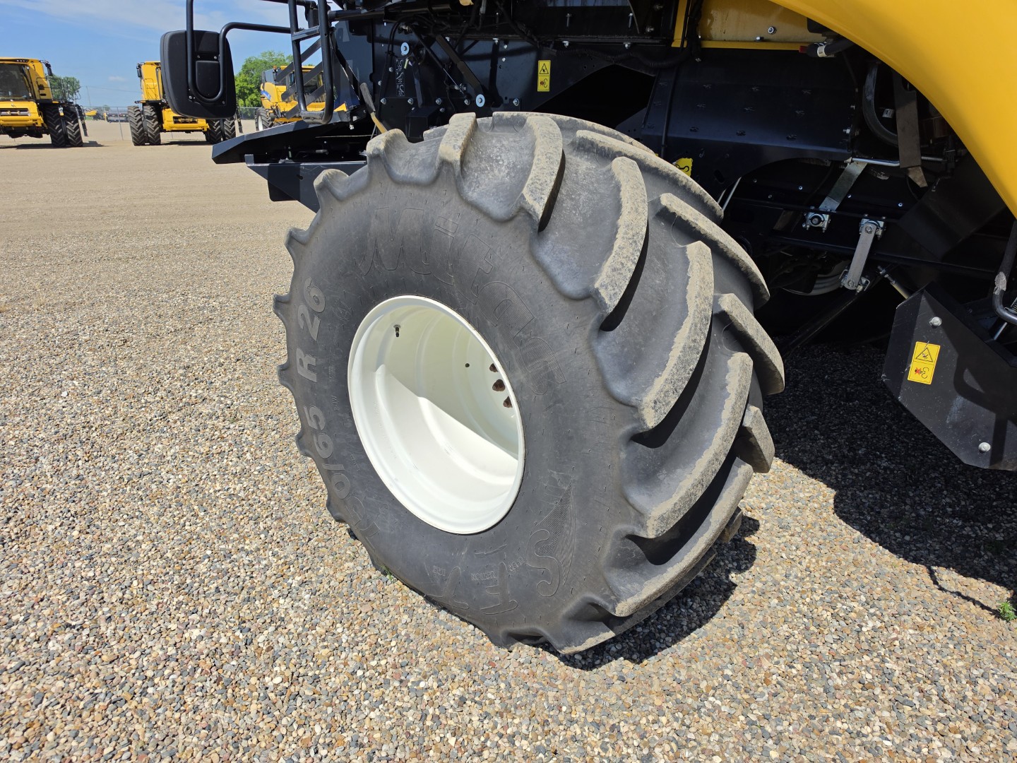 2023 New Holland CR9.90Z Combine