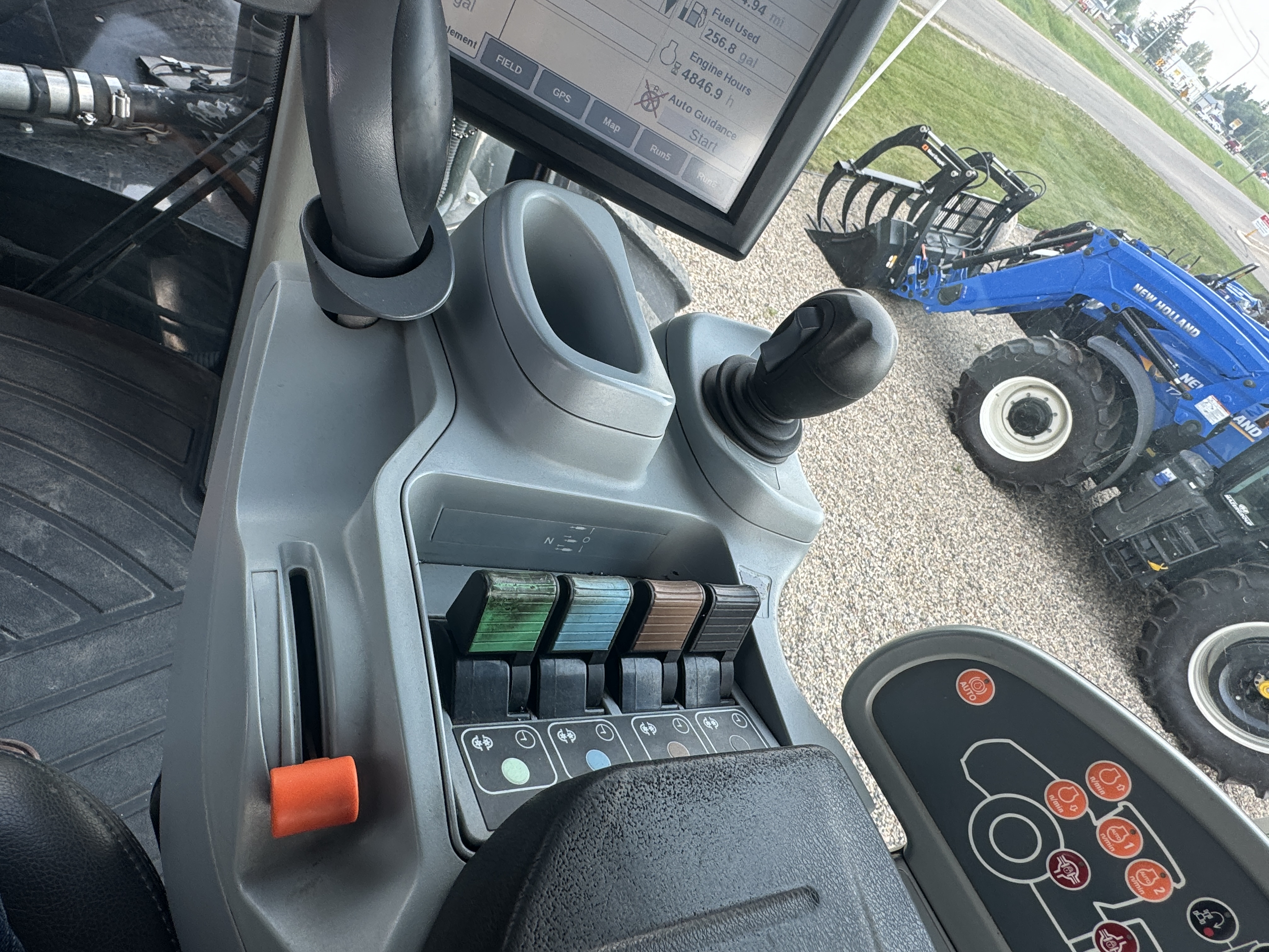 2011 New Holland T9.505HD Tractor 4WD