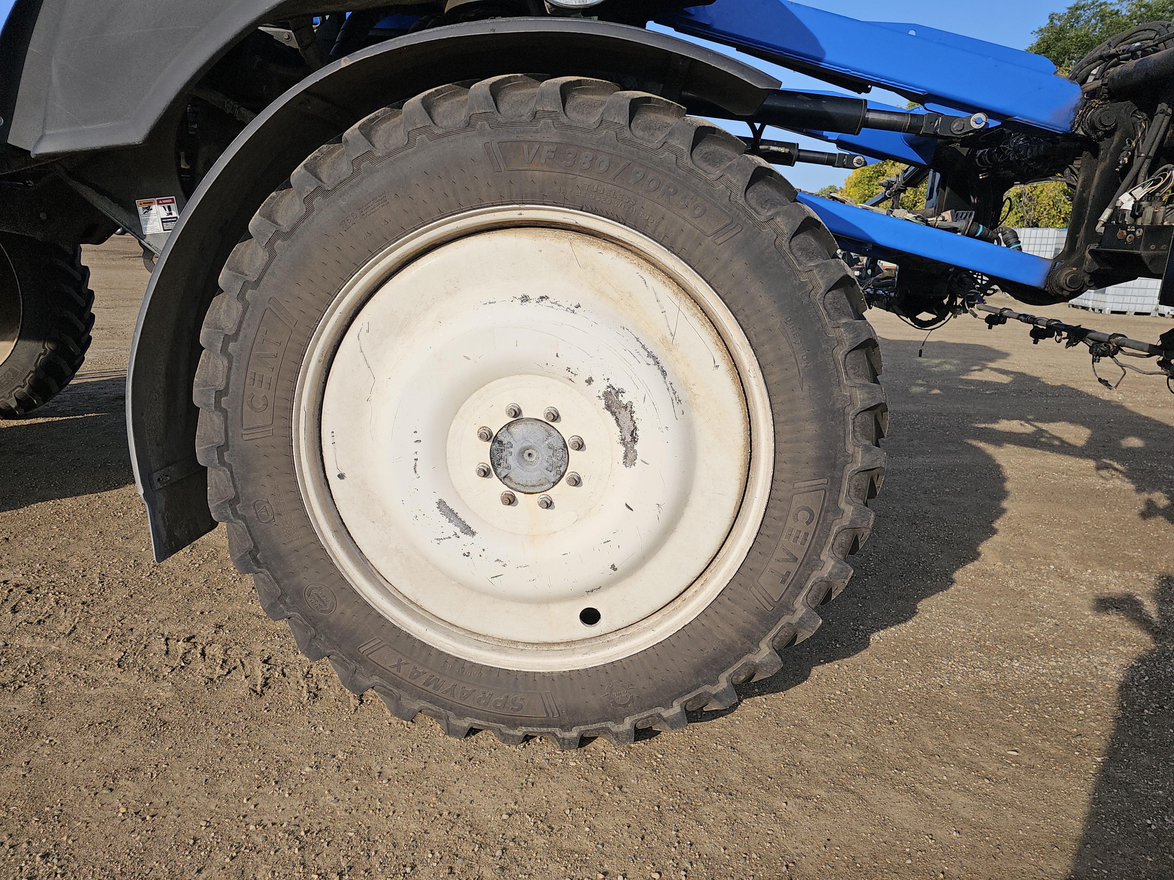 2014 New Holland SP.365F Sprayer/High Clearance