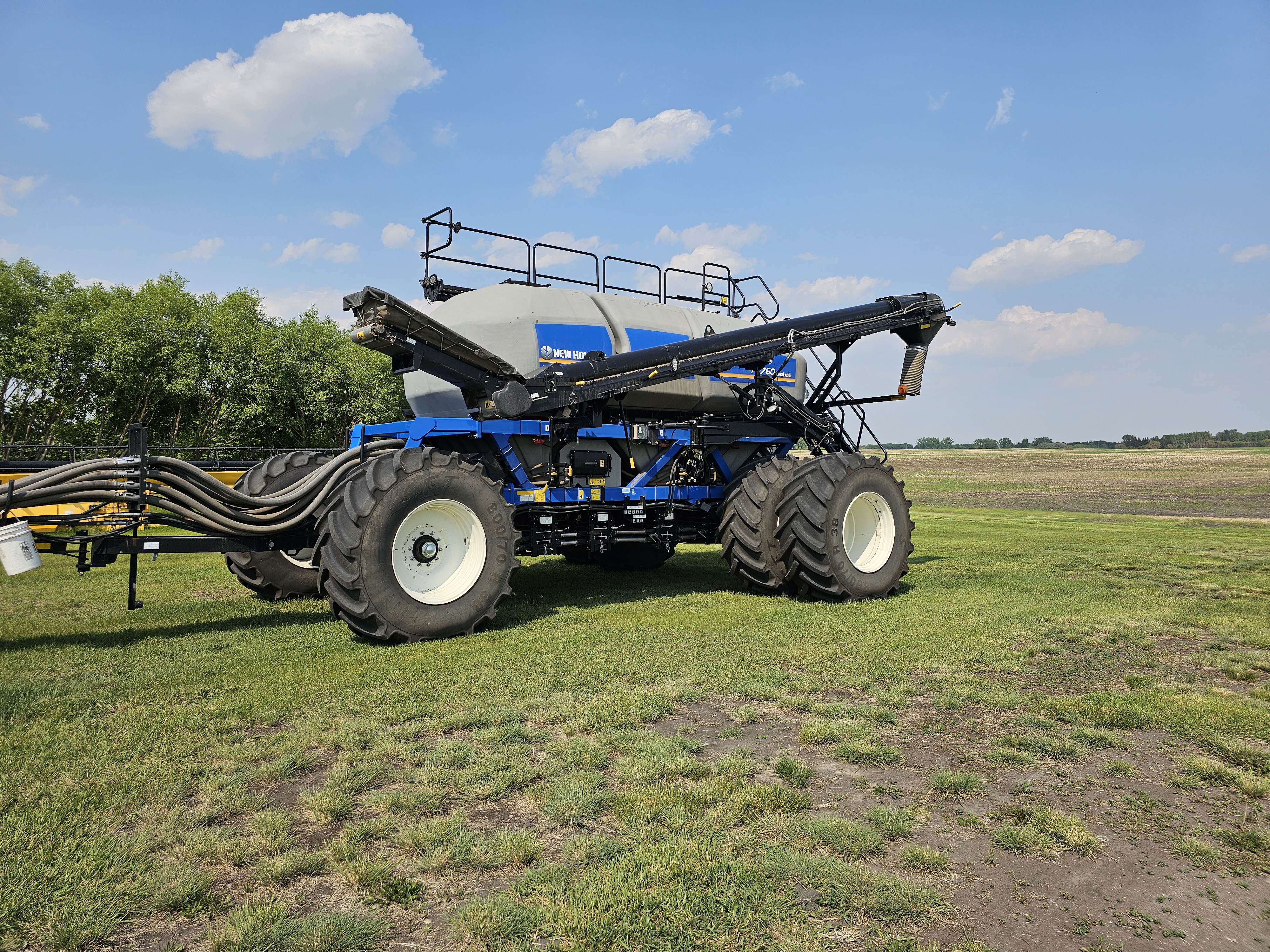 2019 New Holland P2082 Air Drill