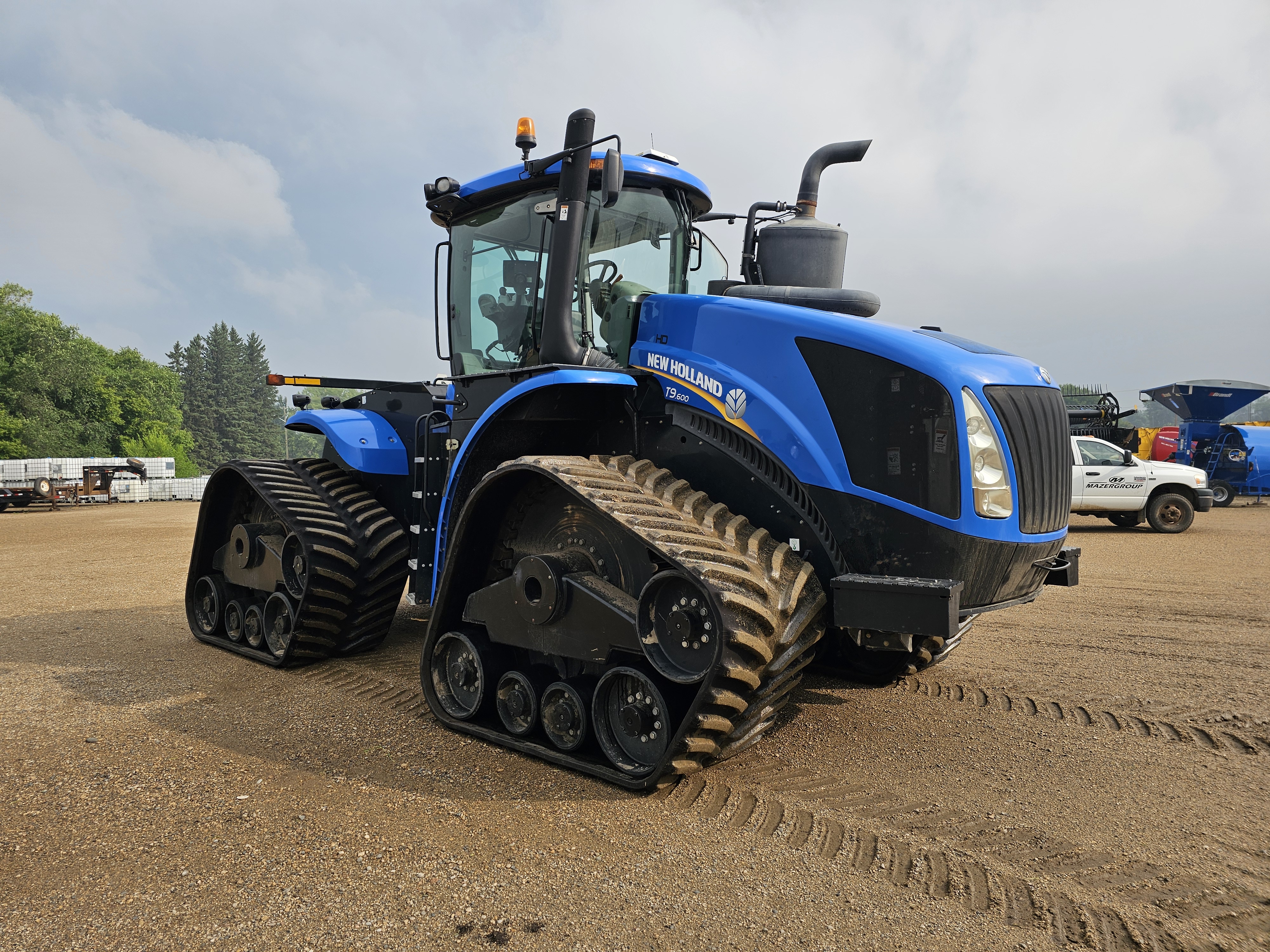 2014 New Holland T9.600 Tractor Rubber Track