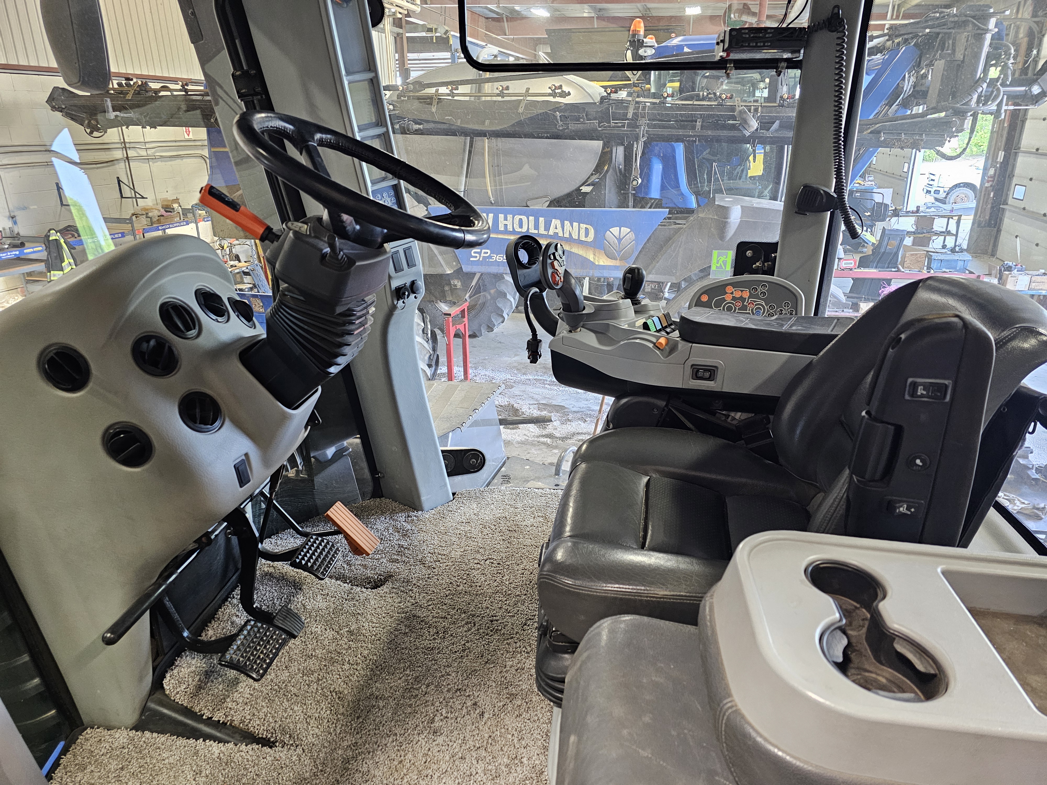 2014 New Holland T9.600 Tractor Rubber Track