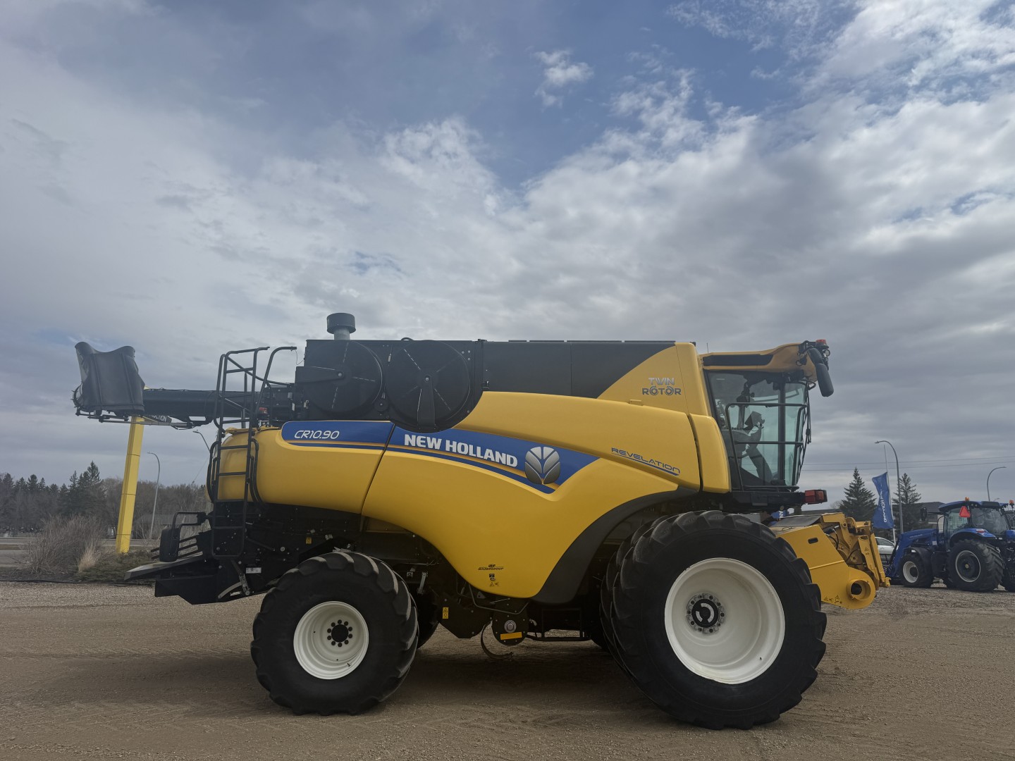 2018 New Holland CR10.90Z Combine