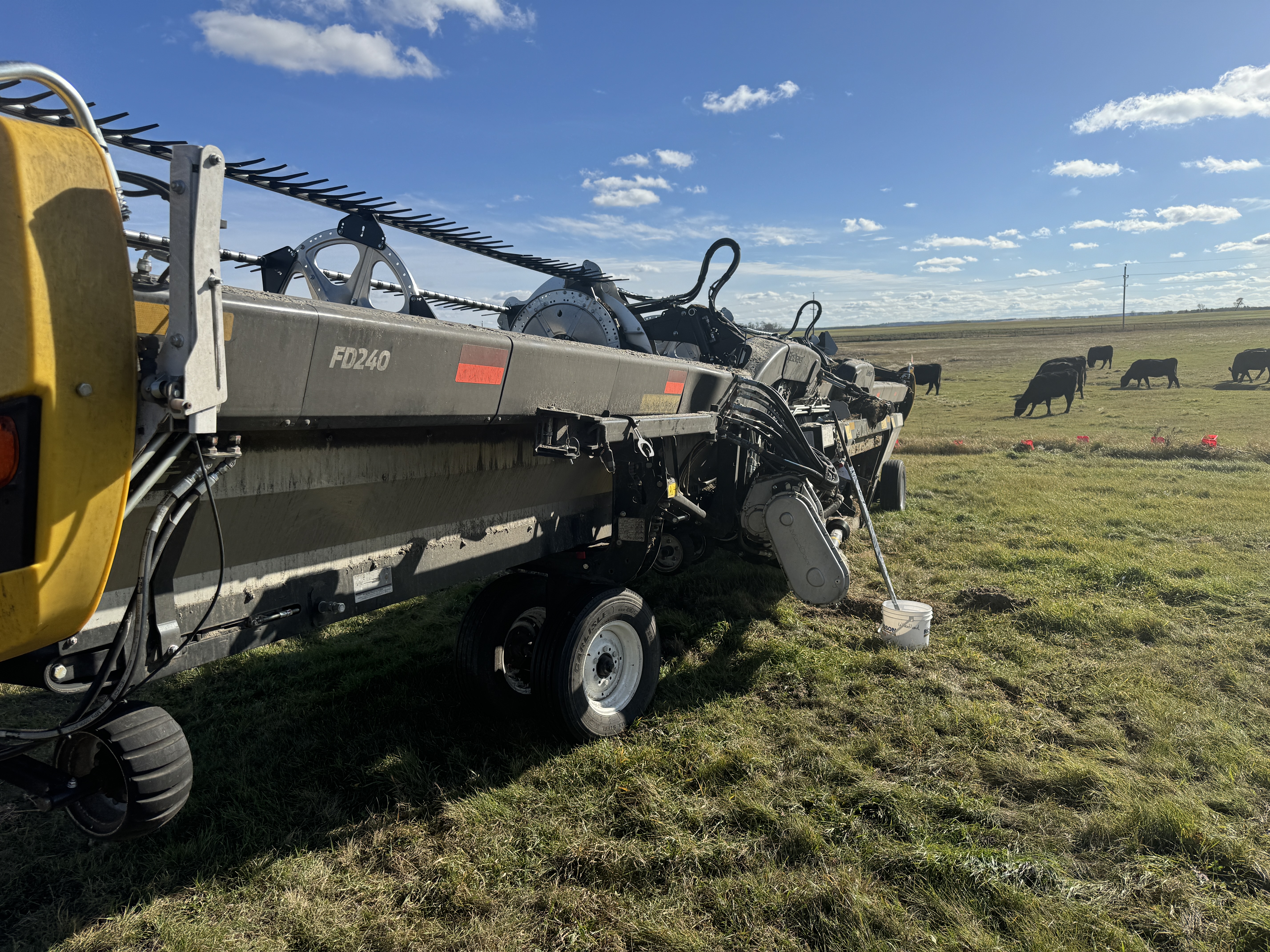 2024 MacDon FD240 Header Draper Flex