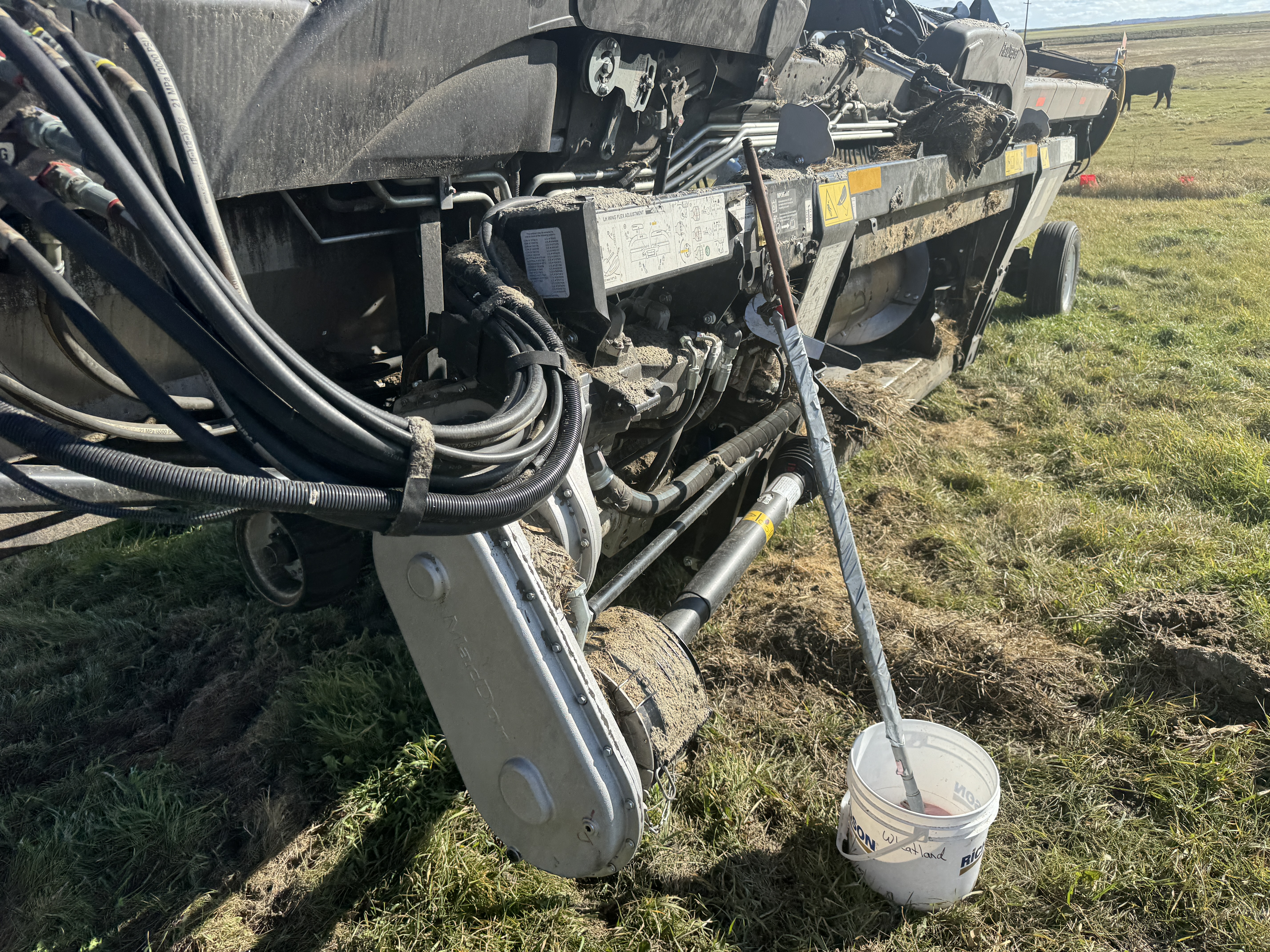 2024 MacDon FD240 Header Draper Flex