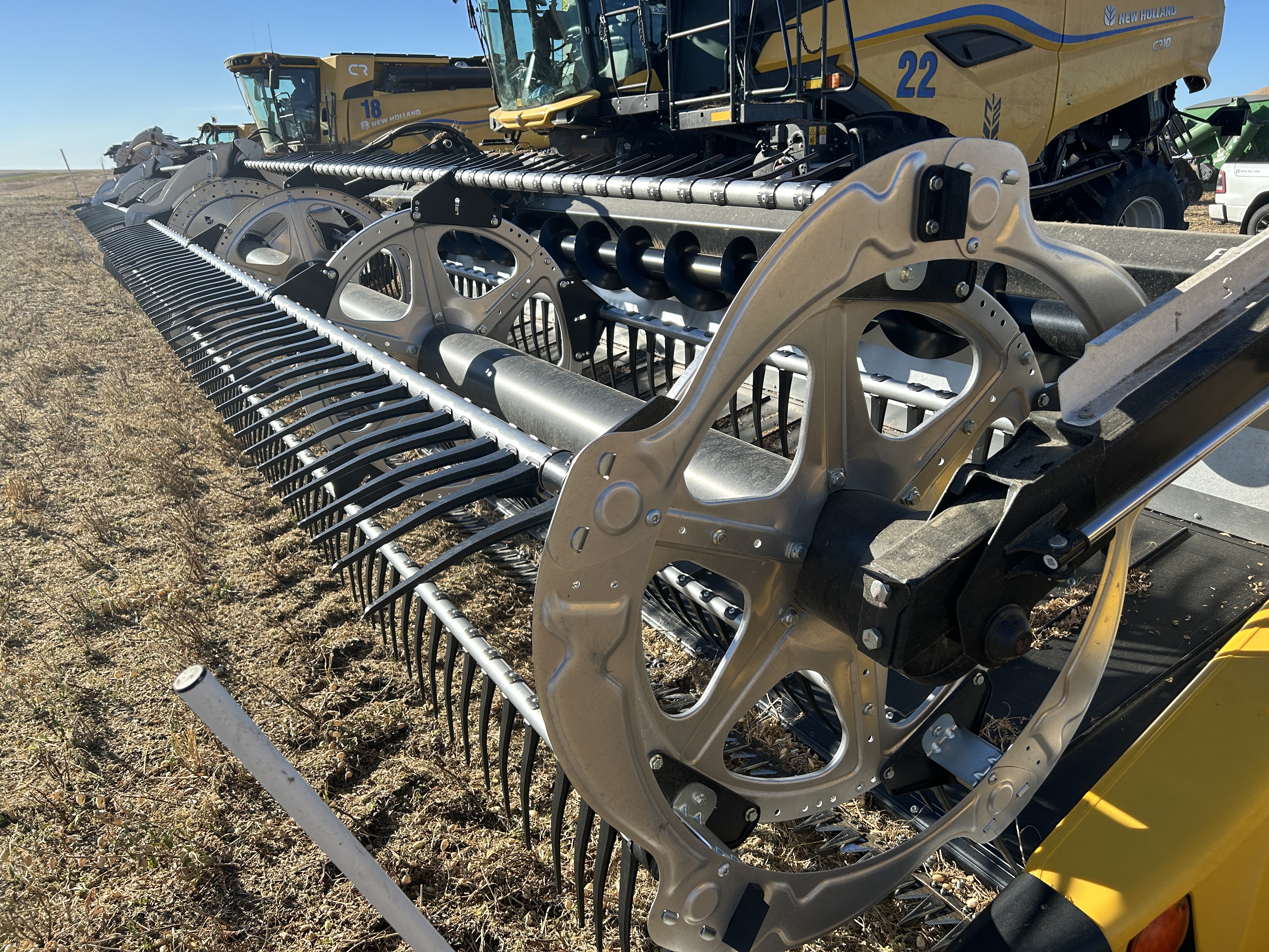 2024 MacDon FD240 Header Draper Flex