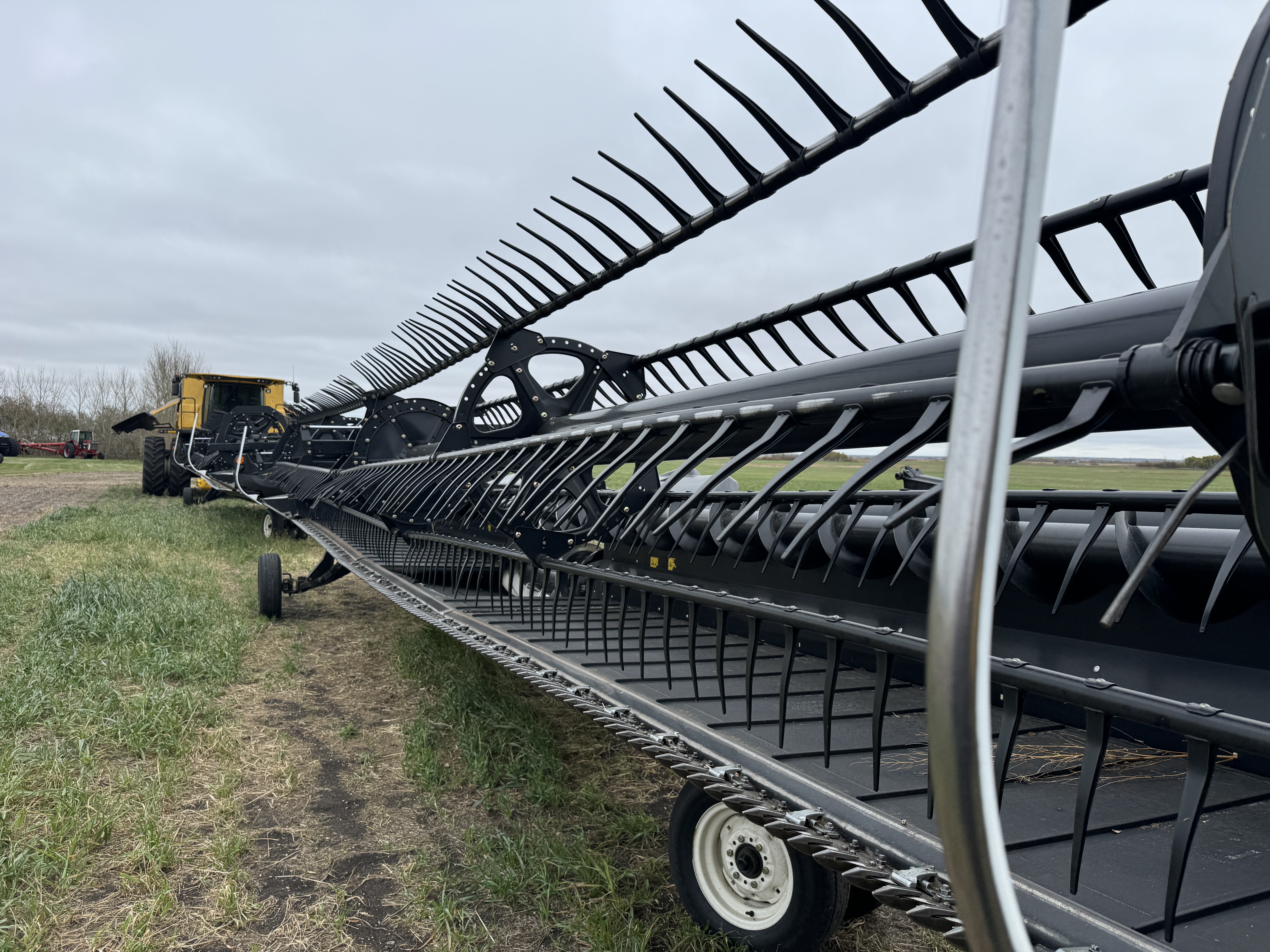 2016 MacDon FD75-40 Header Draper Flex