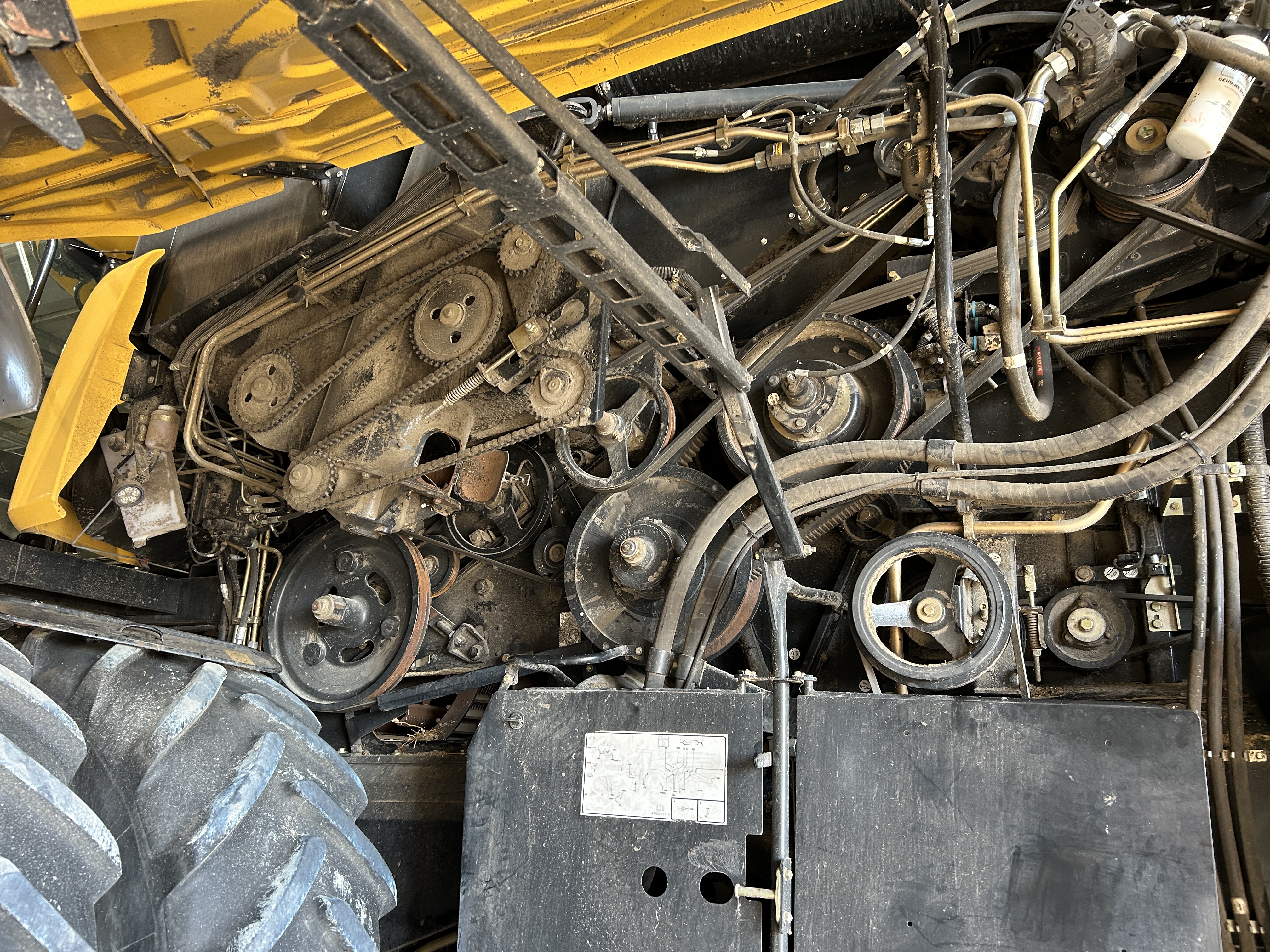 2016 New Holland CX8.80 Combine