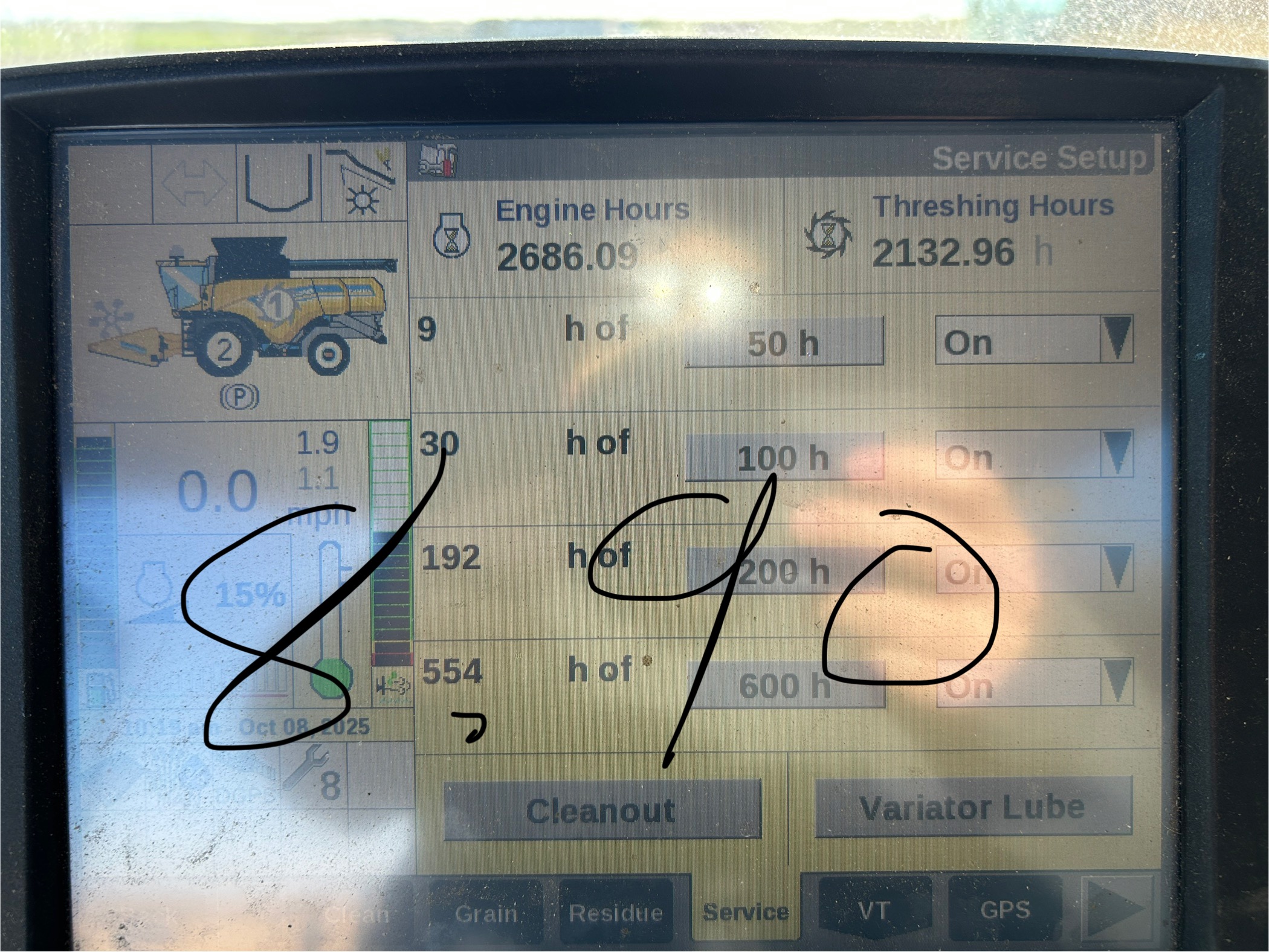 2017 New Holland CX8.90 Combine