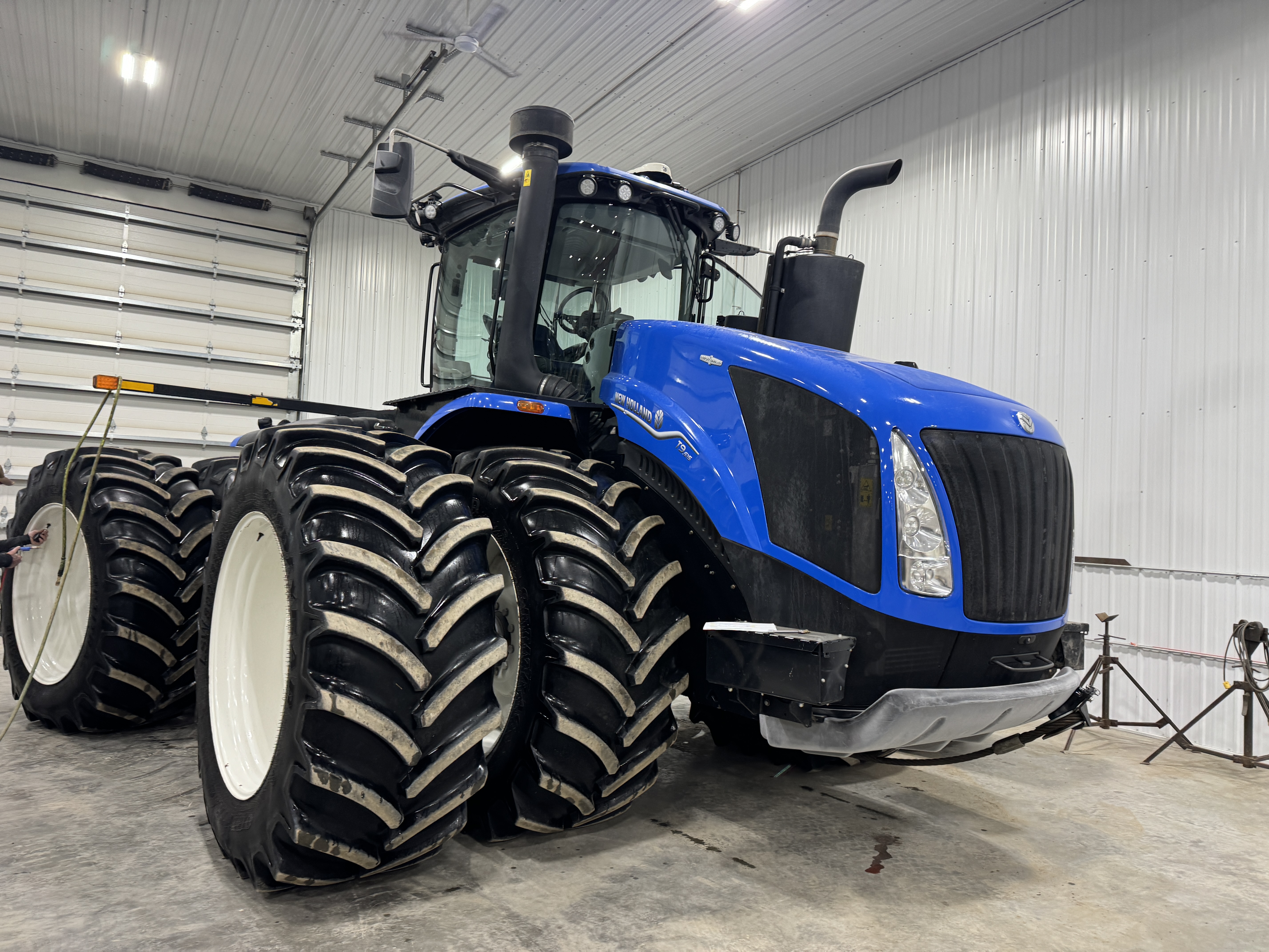 2024 New Holland T9.615 PLMI Tractor 4WD
