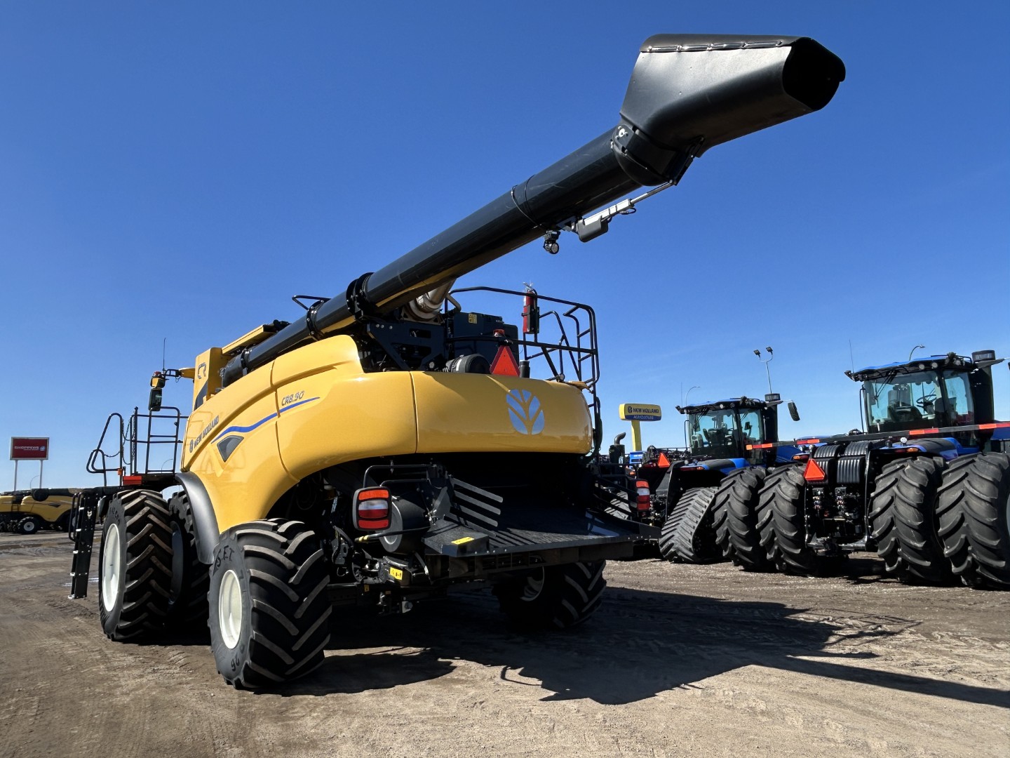 2024 New Holland CR8.90Z Combine