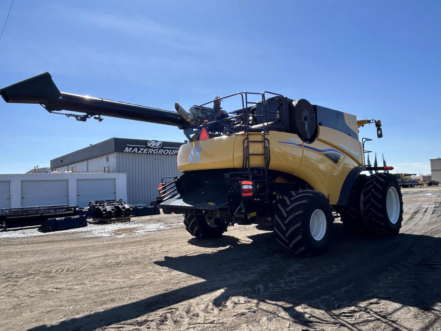2024 New Holland CR8.90Z Combine