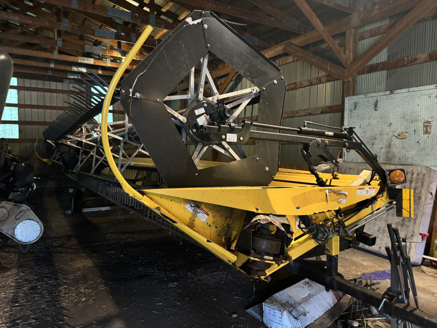 2010 New Holland HB36 Windrower Draper Header