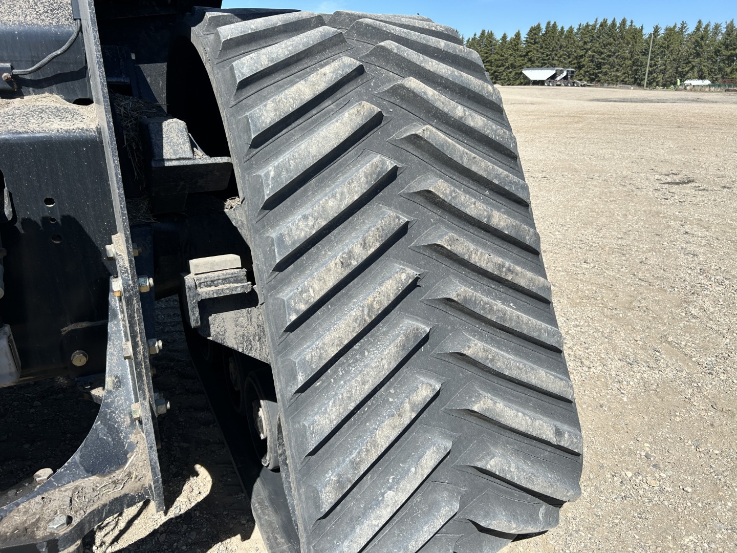 2018 New Holland T9.645 Tractor Rubber Track