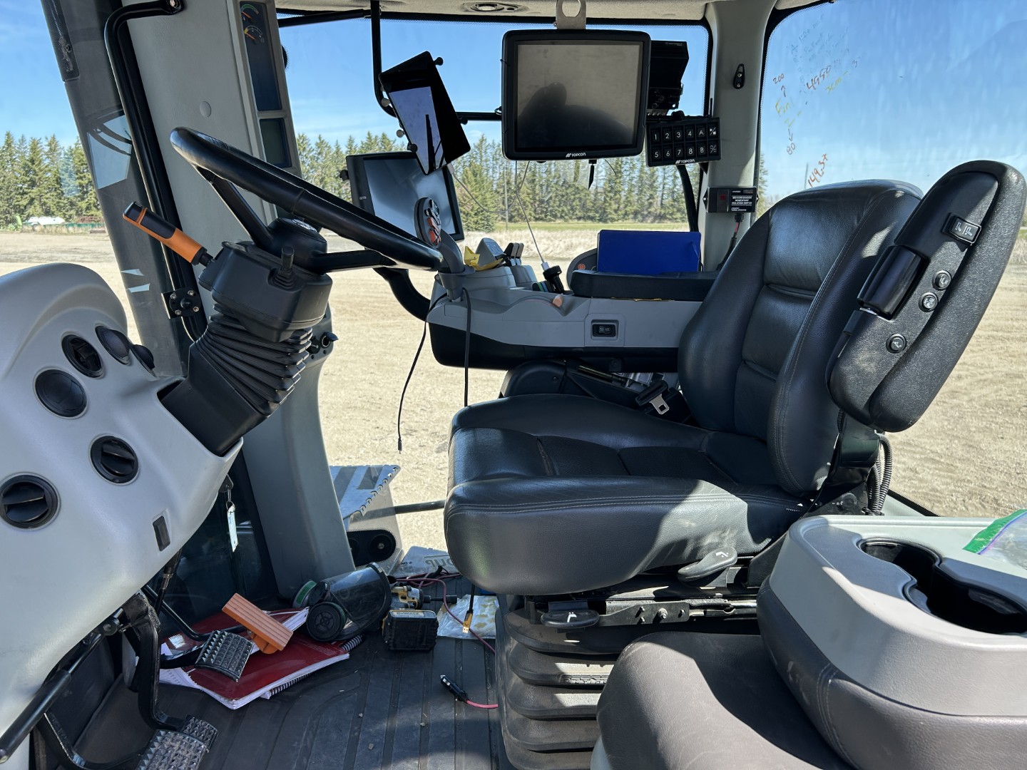 2018 New Holland T9.645 Tractor Rubber Track