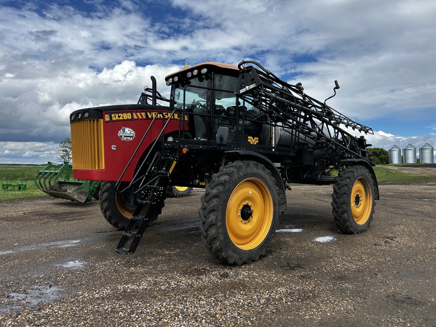 2018 Versatile SX280 Sprayer/High Clearance