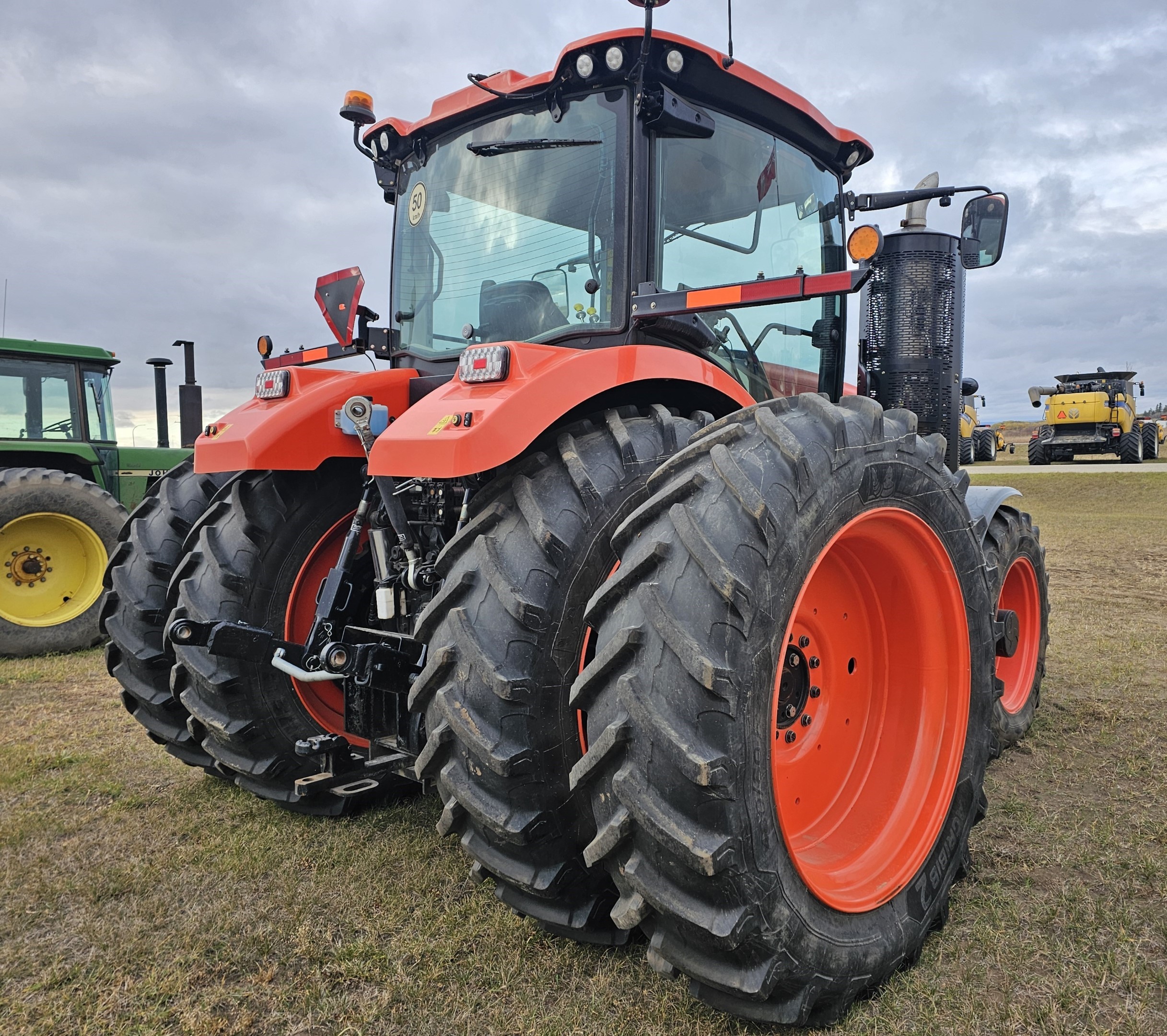 2022 Kubota M8-201 Tractor