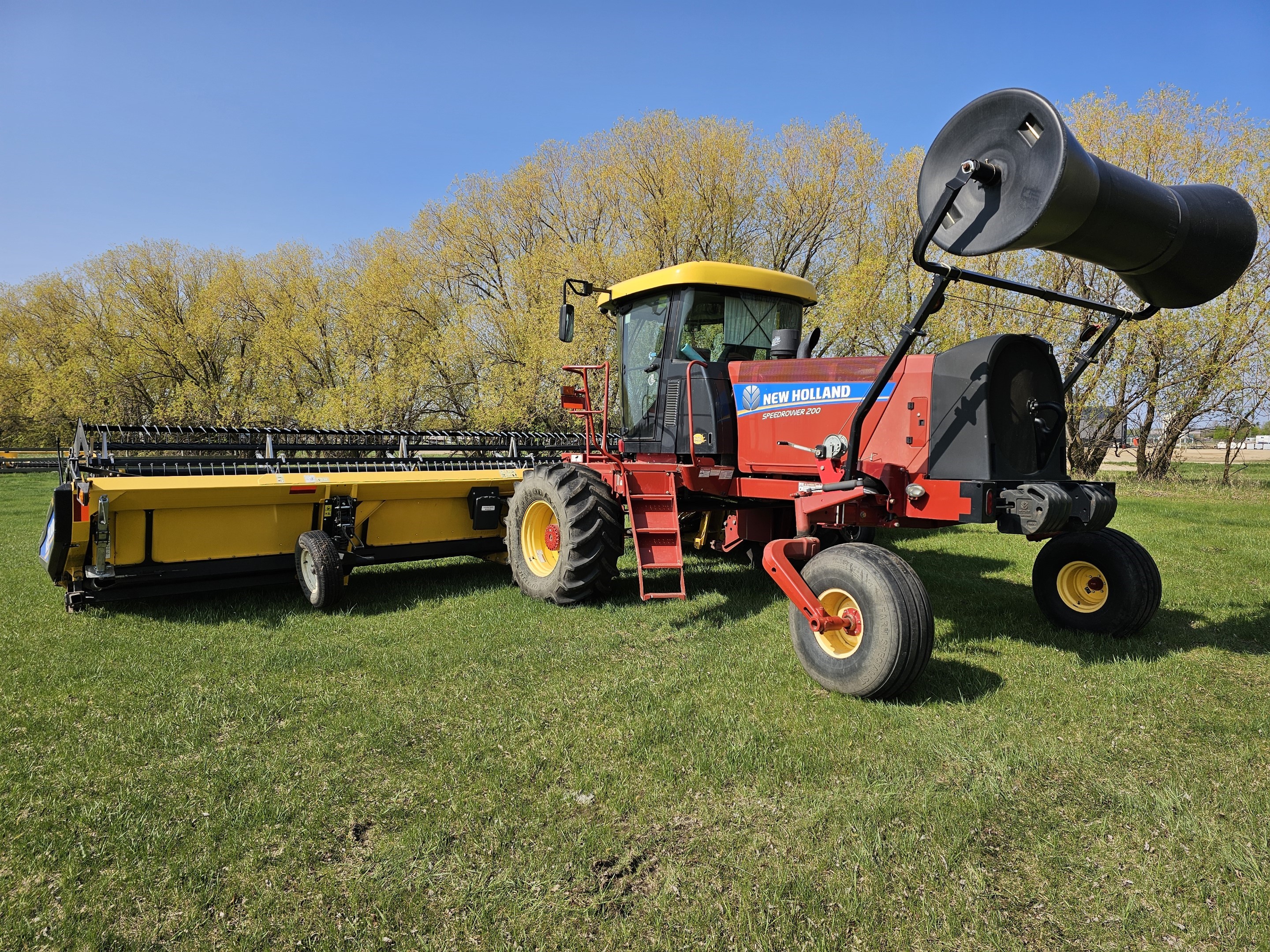 2014 New Holland 200 Windrower