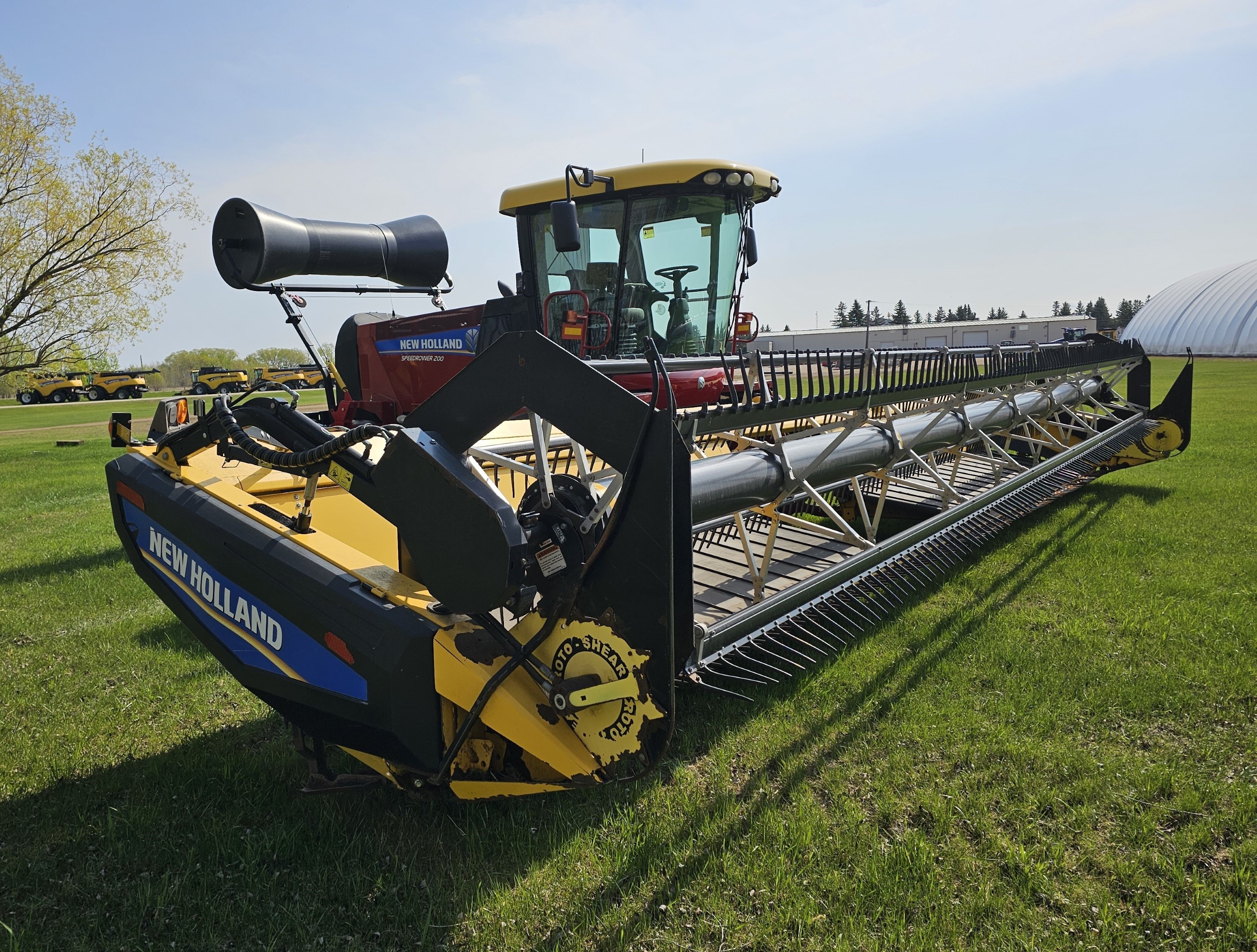 2014 New Holland 200 Windrower