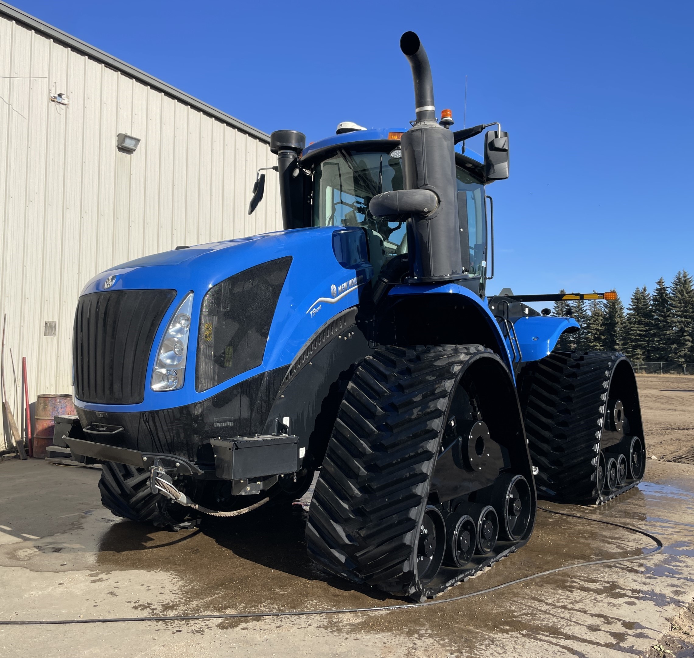 2022 New Holland T9.645 Tractor Rubber Track