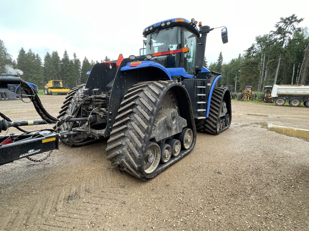 2022 New Holland T9.645 Tractor Rubber Track