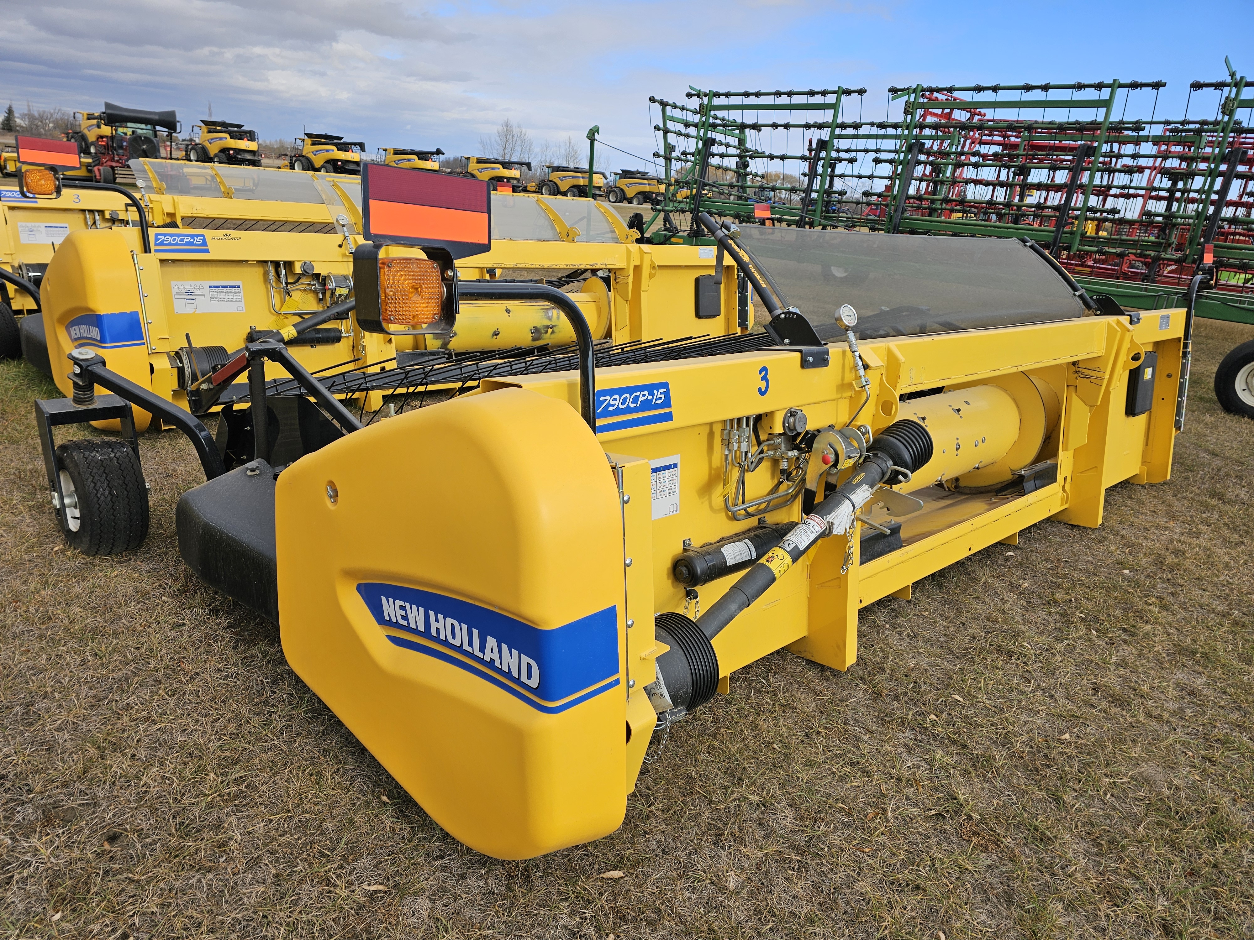 2022 New Holland 790CP Header Pickup