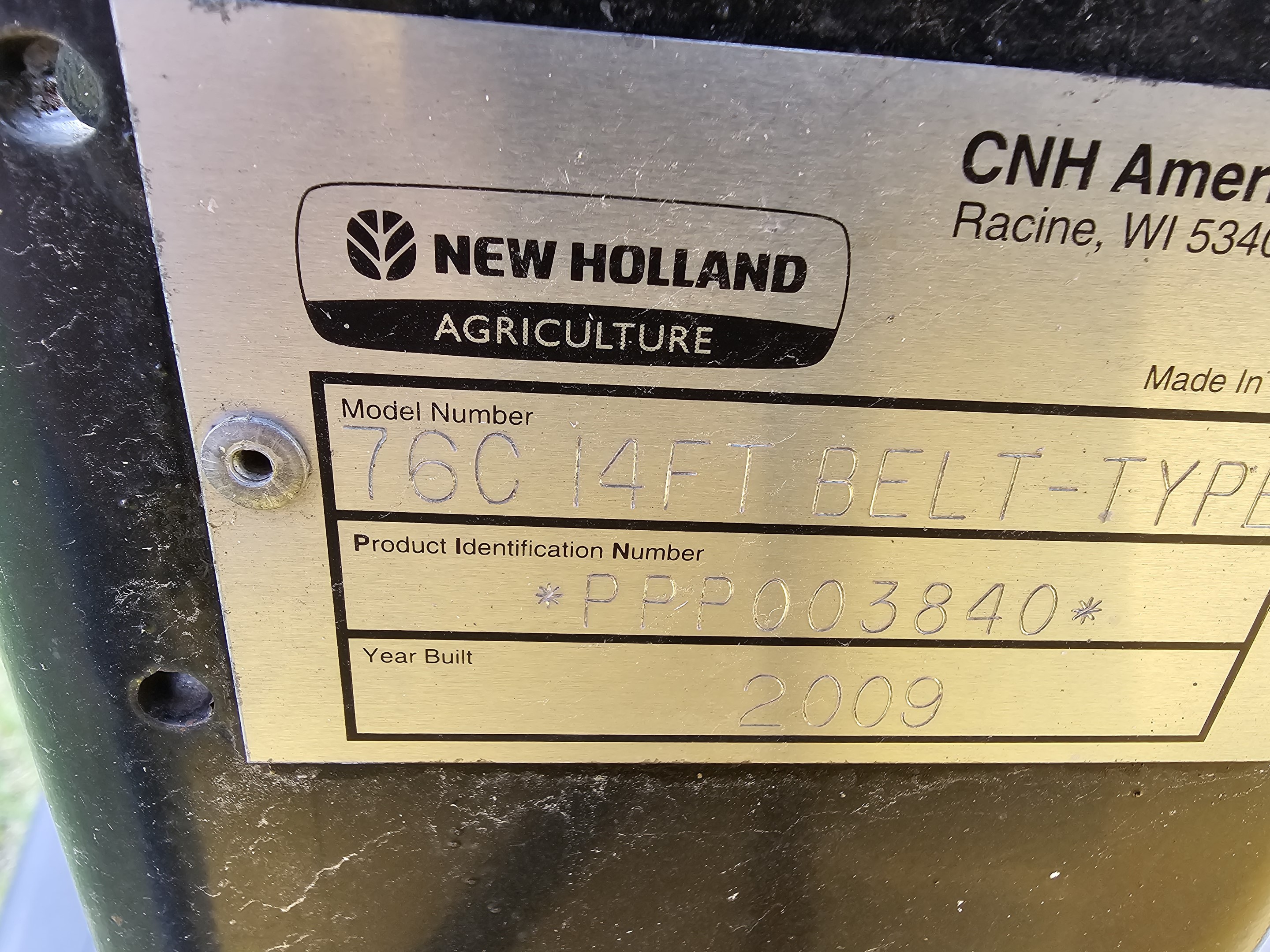 2009 New Holland CR9070 Combine