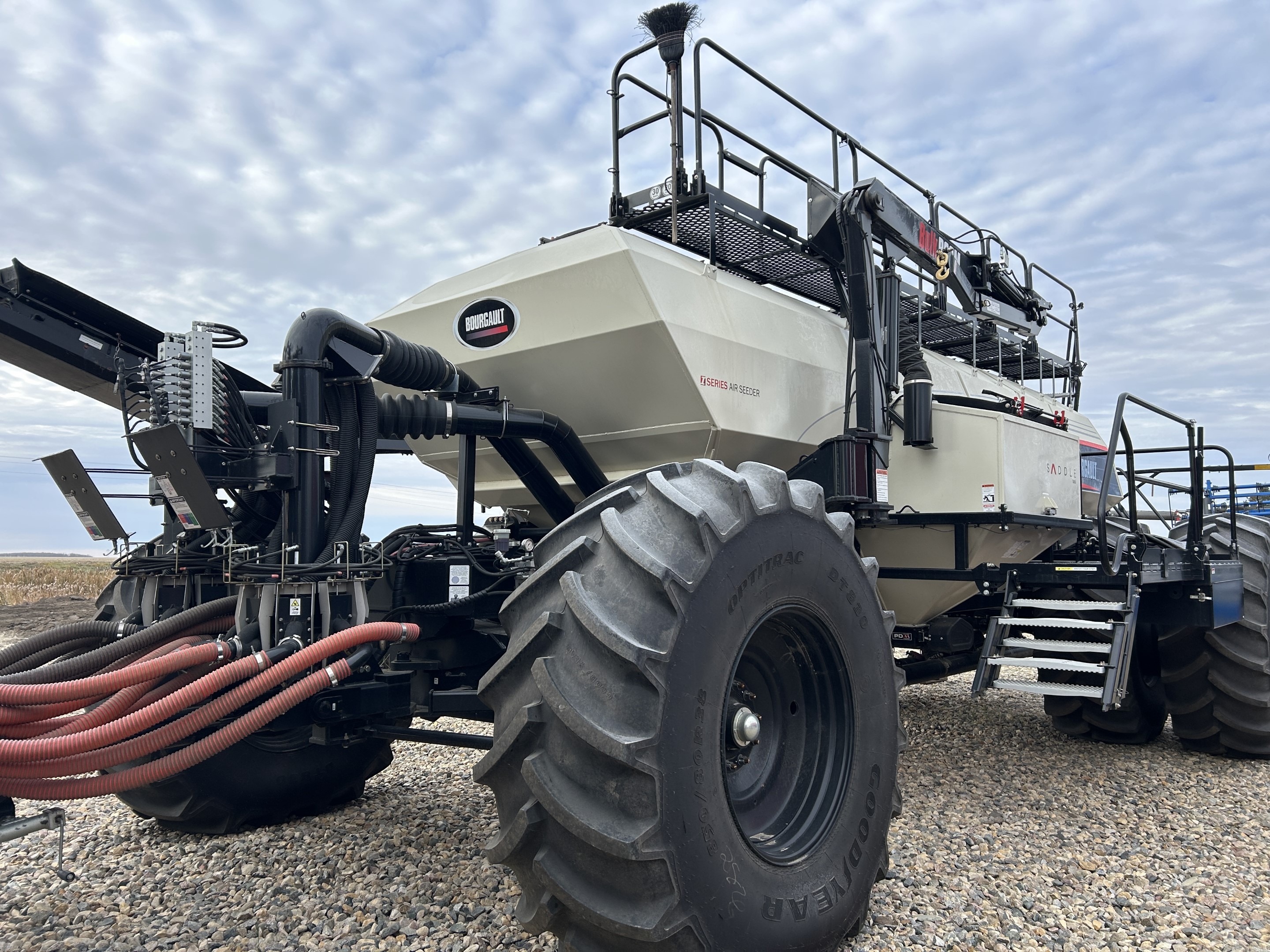 2022 Bourgault 3335 Air Drill