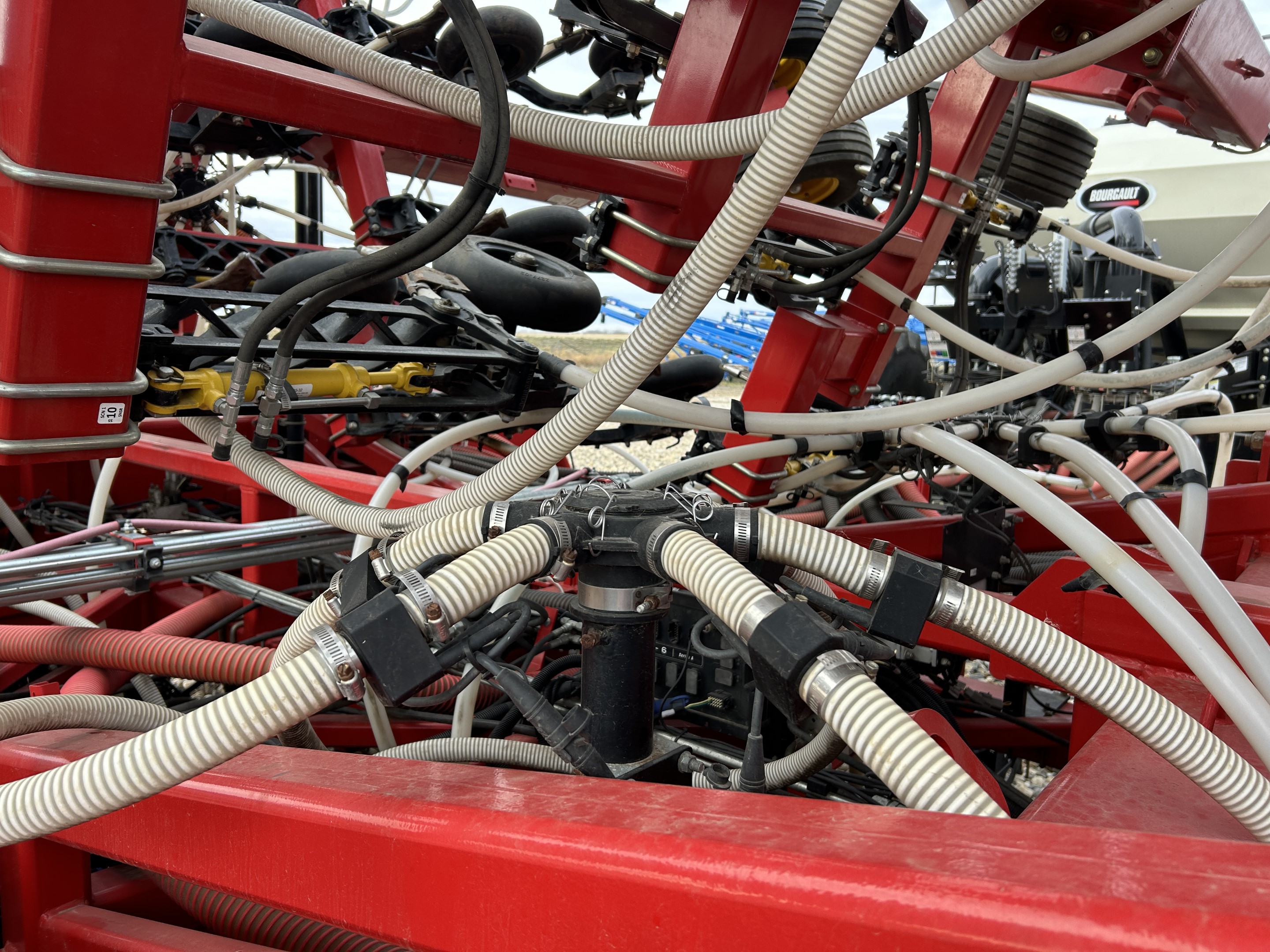 2022 Bourgault 3335 Air Drill