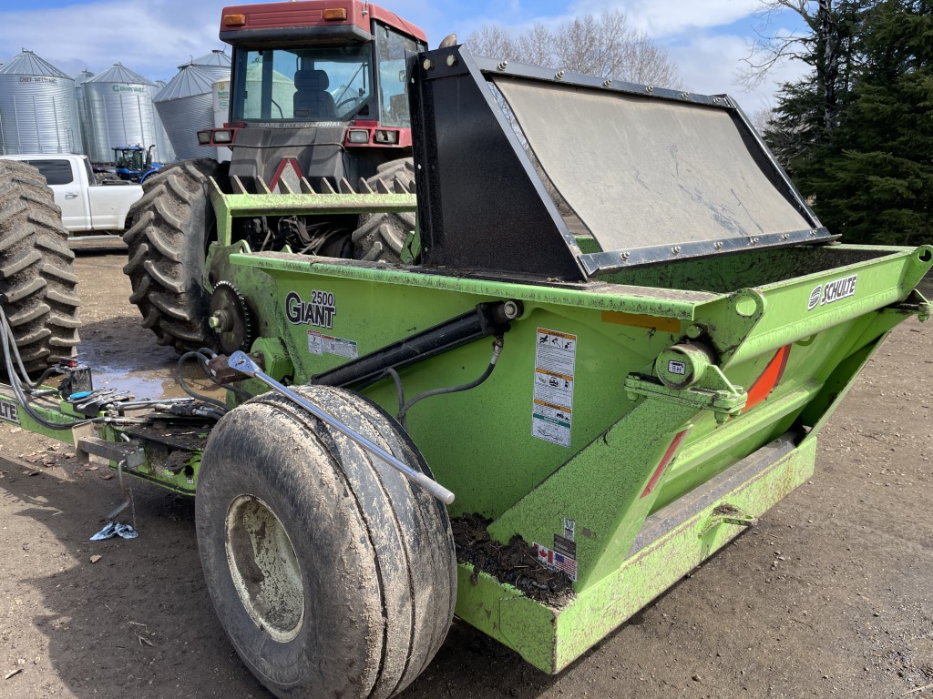 2014 Schulte GIANT 2500 Rock Picker