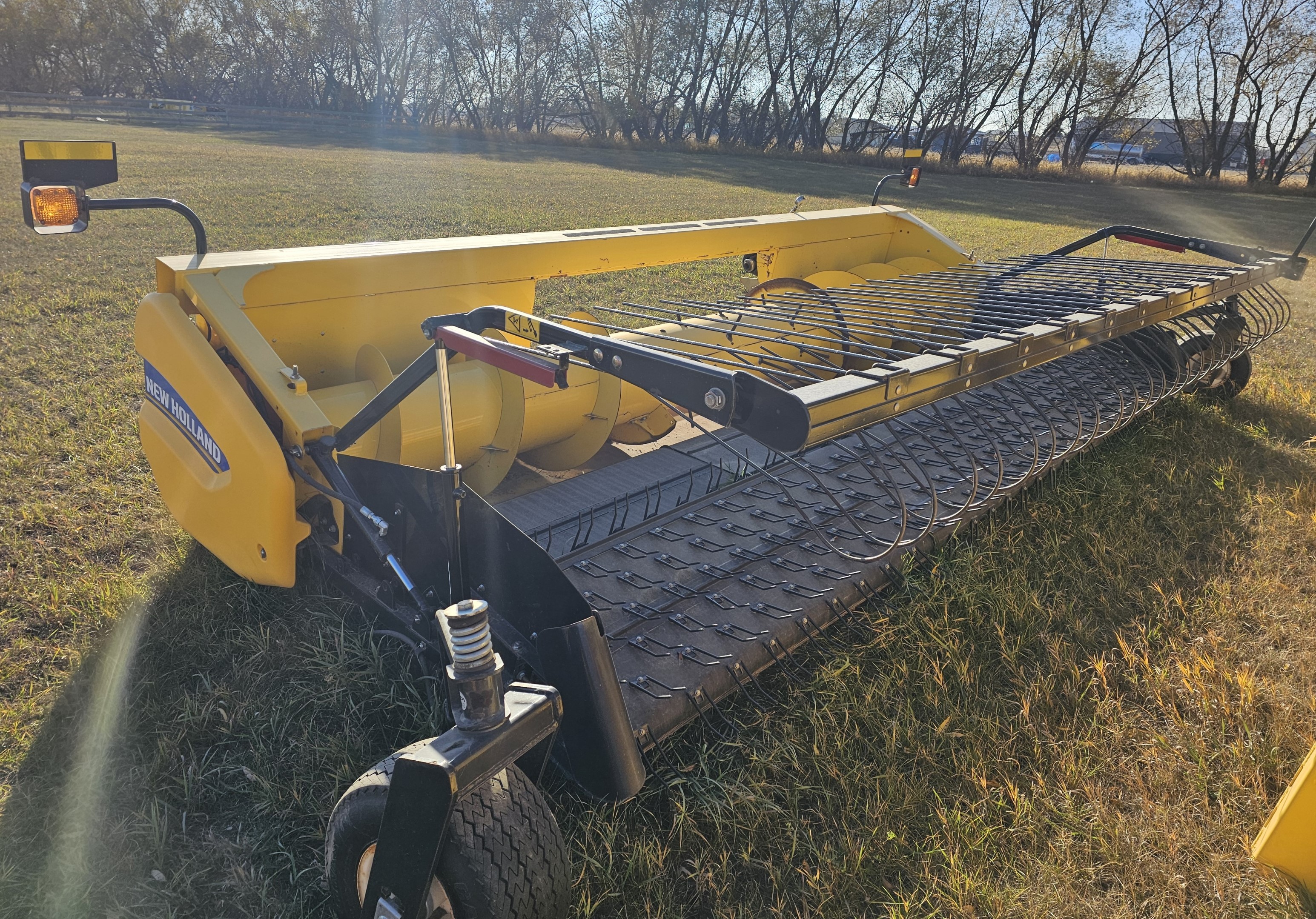 2019 New Holland 790CP Header Pickup